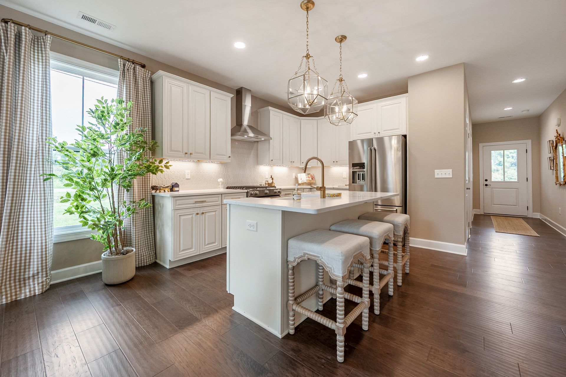 Kitchen Image 3