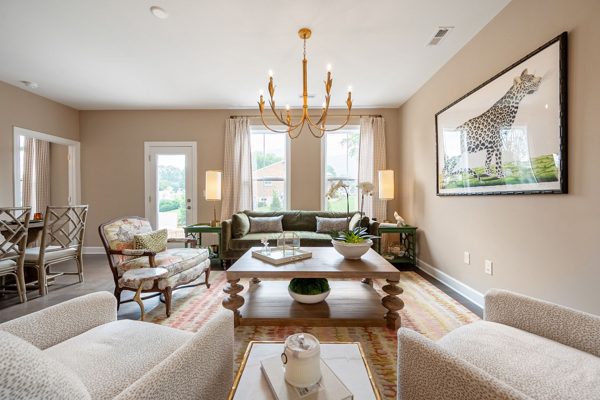 Main Living Space, Image 1