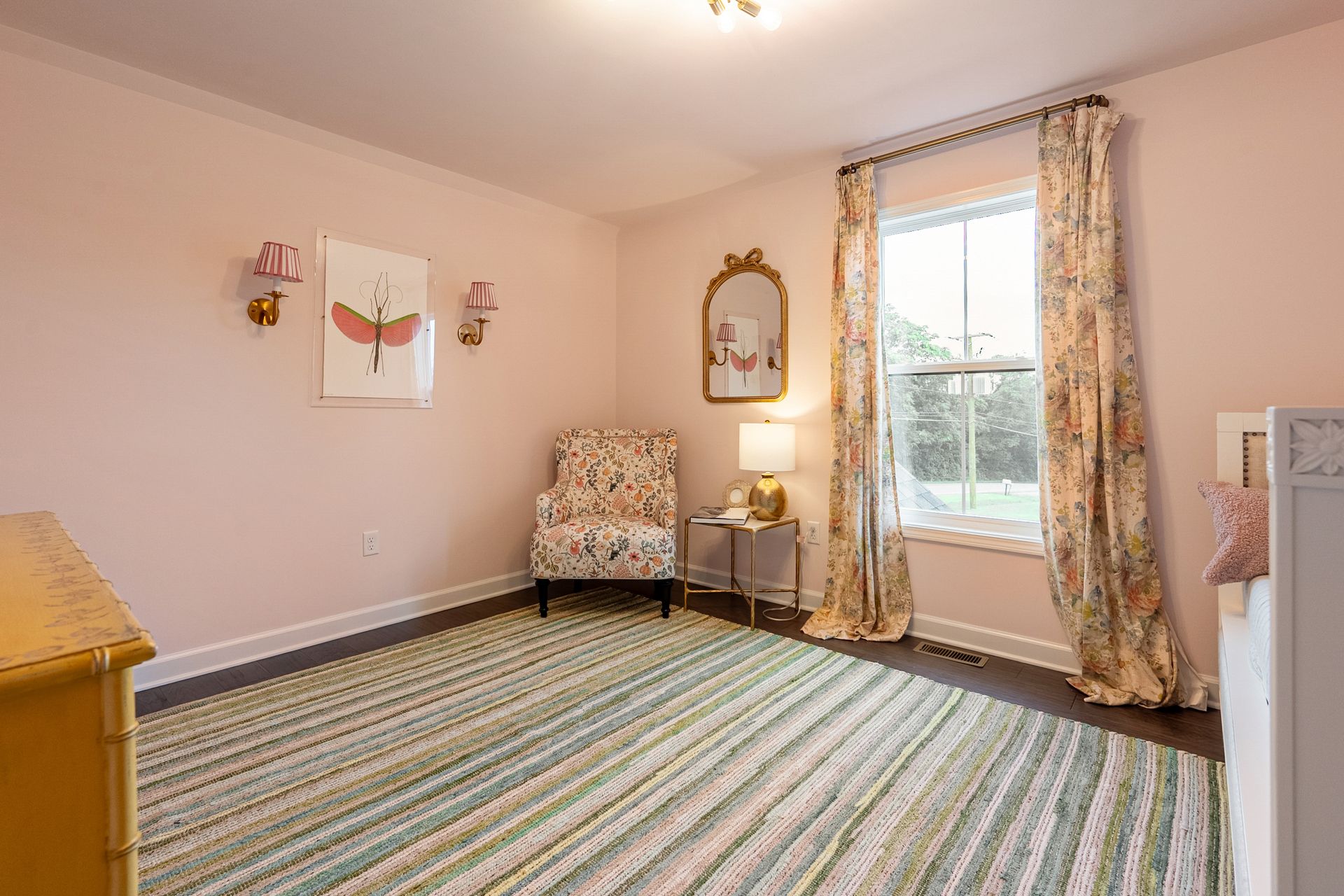 Bedroom 2, Image 3
