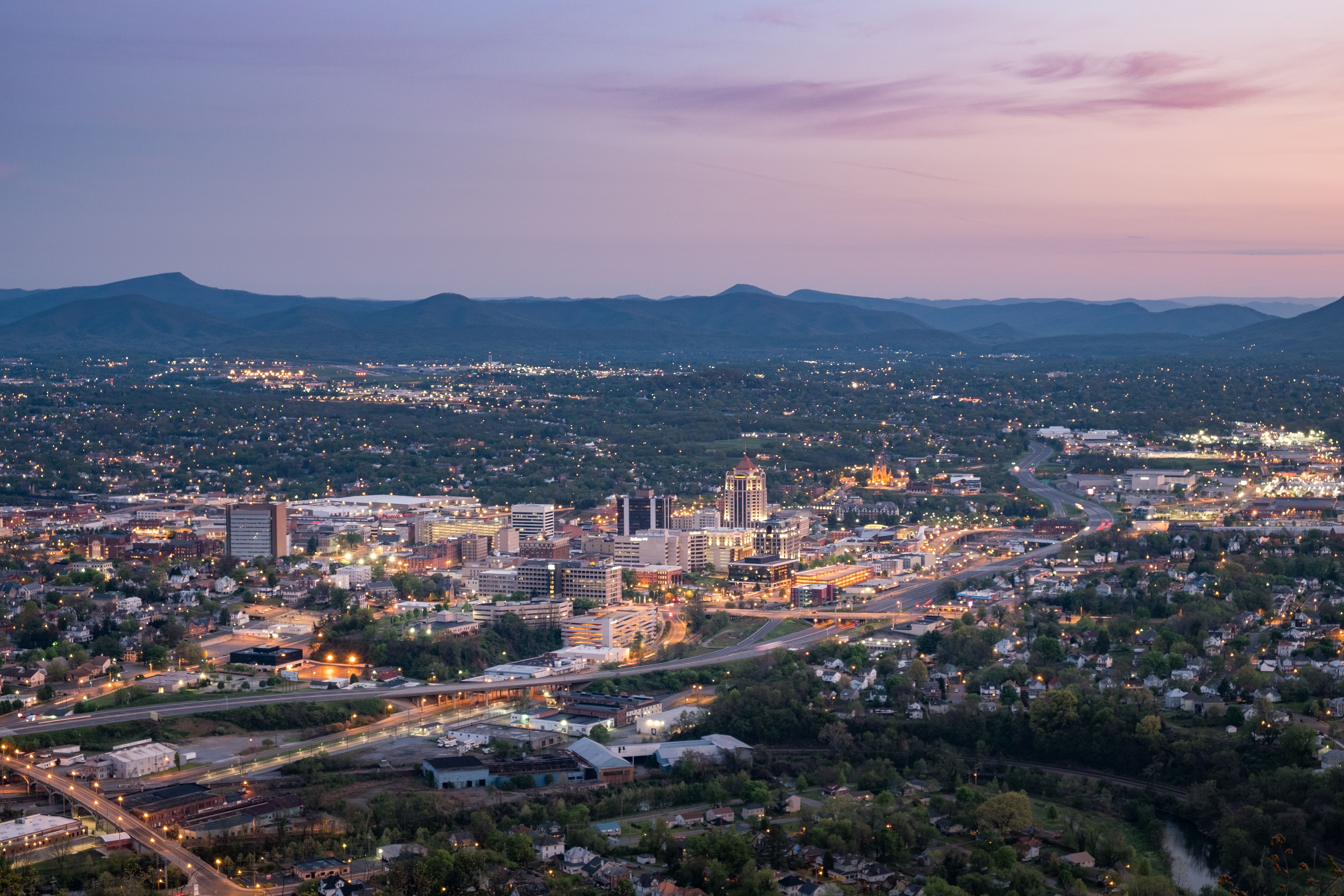 Close to Downtown Roanoke