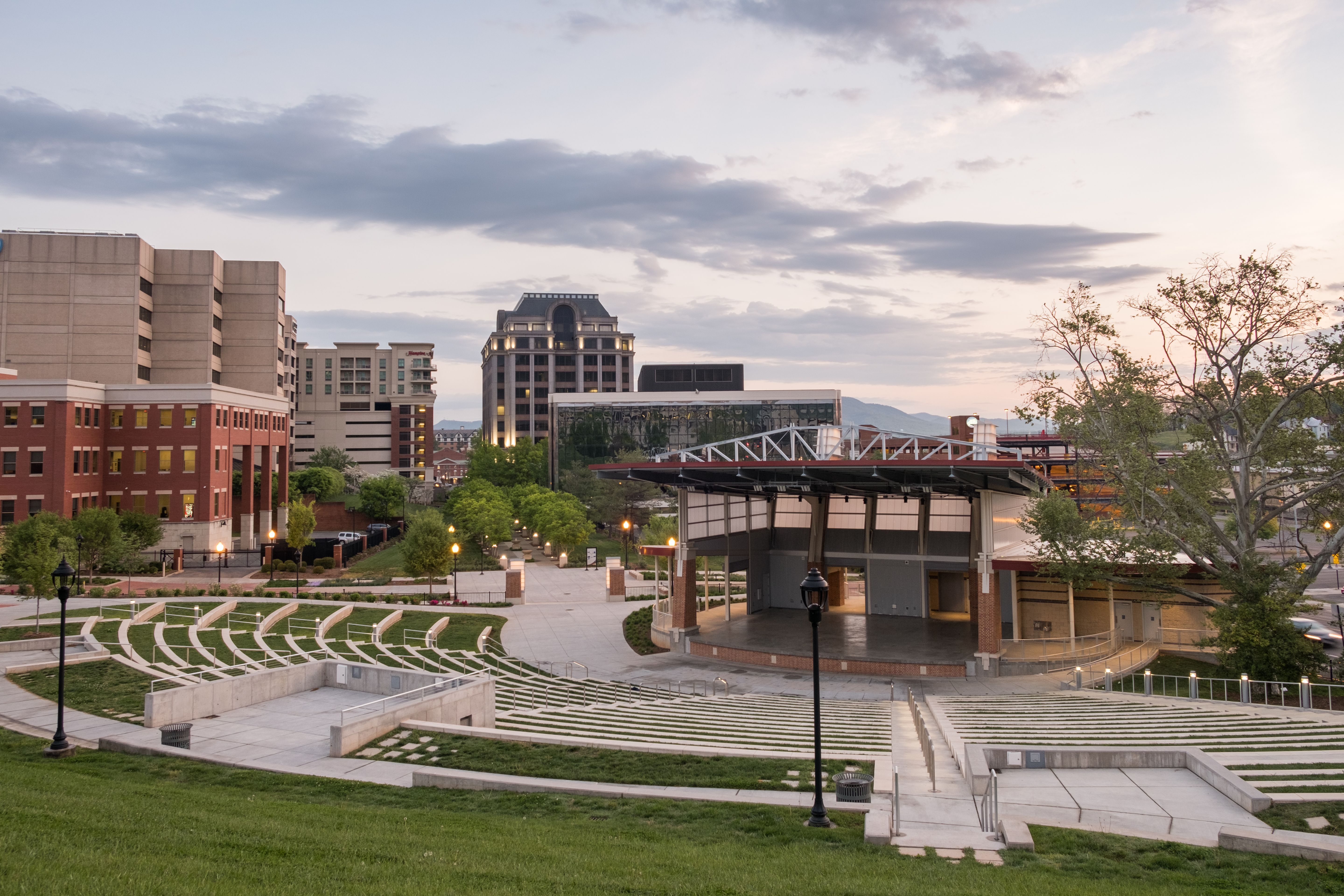 Close to Downtown Roanoke