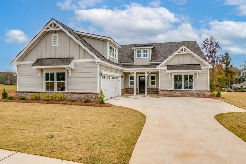 1564 Hidden Lakes Drive, Opelika, AL, 36801