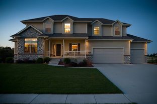 Stonegate Custom Homes por Stonegate Custom Homes en Cedar Rapids Iowa