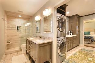 Stoneking Enterprises por Stoneking Enterprises en Cedar Rapids Iowa