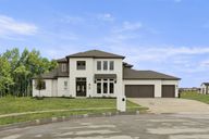 Heath Golf & Yacht Club por Stonefield Homes en Dallas Texas