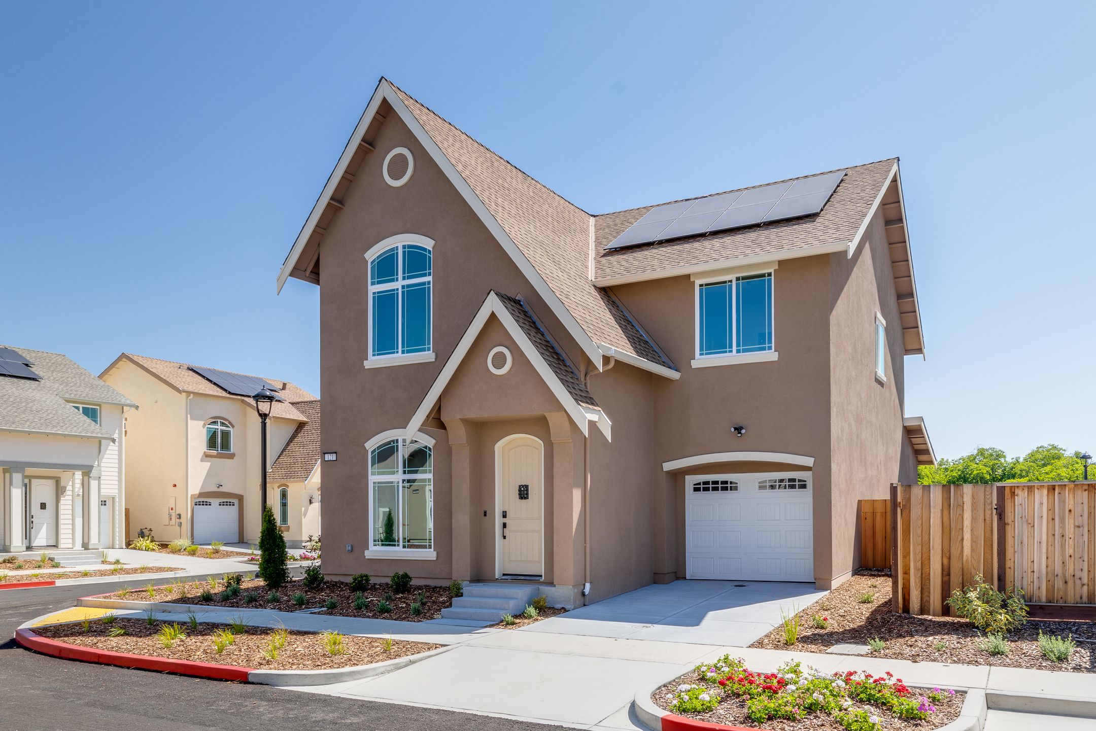 Aspen Park por Stone Bridge Homes en Santa Cruz California