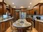 casa en Strouss Construction por Strouss Construction