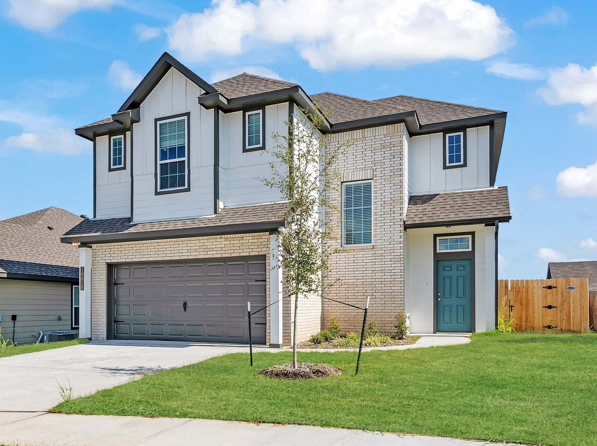 The 1604 - Yowell Ranch: Killeen, Texas - Stylecraft Builders