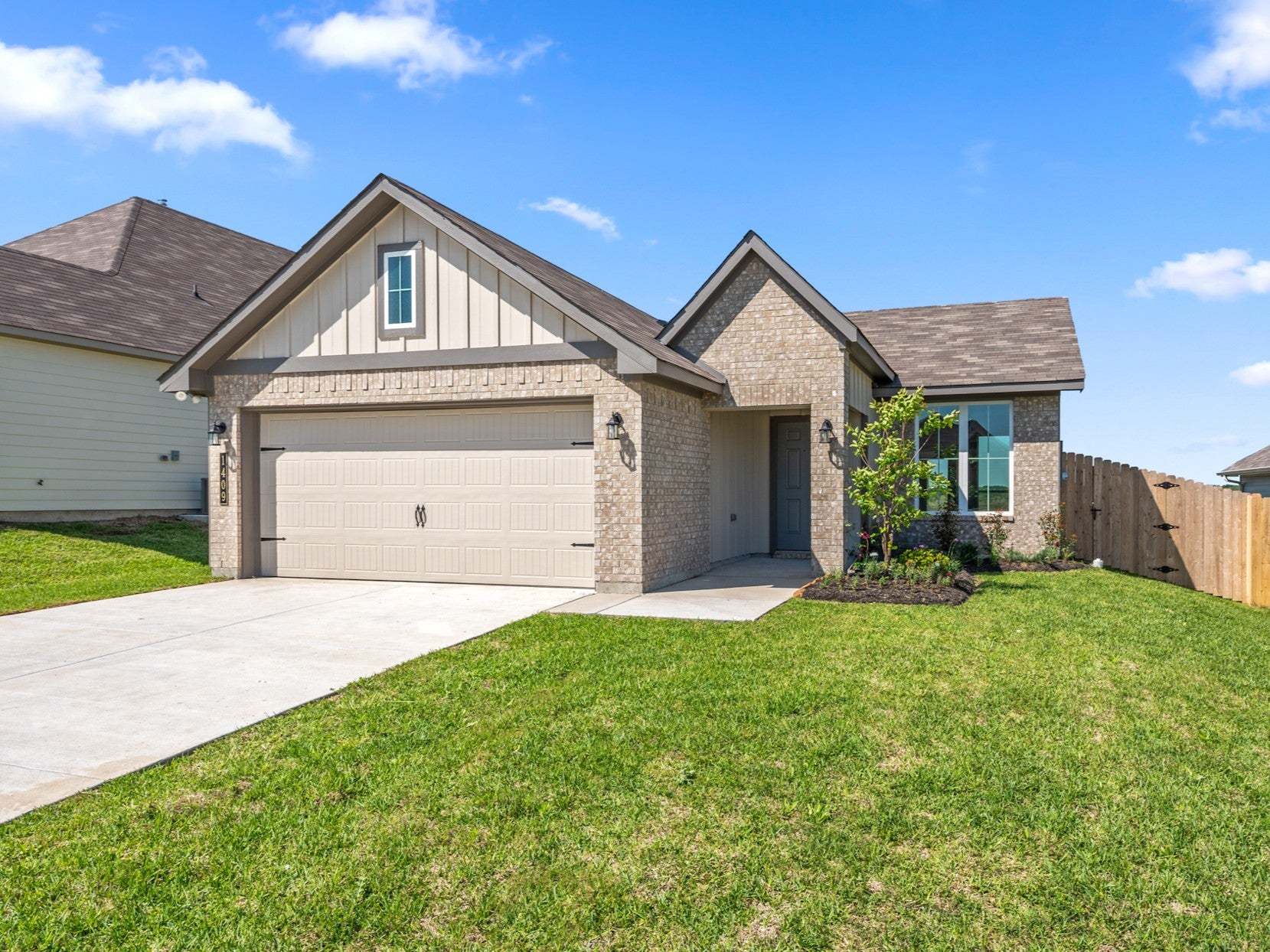 134 Lacebank Loop