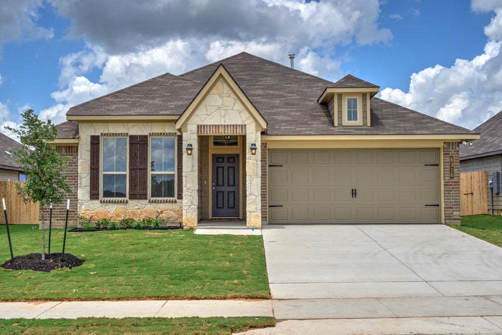 The 1514 Plan at Northgate in Temple, TX by Stylecraft Builders