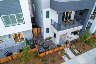 Row Plan 3 - City Village: San Ramon, California - SummerHill Homes