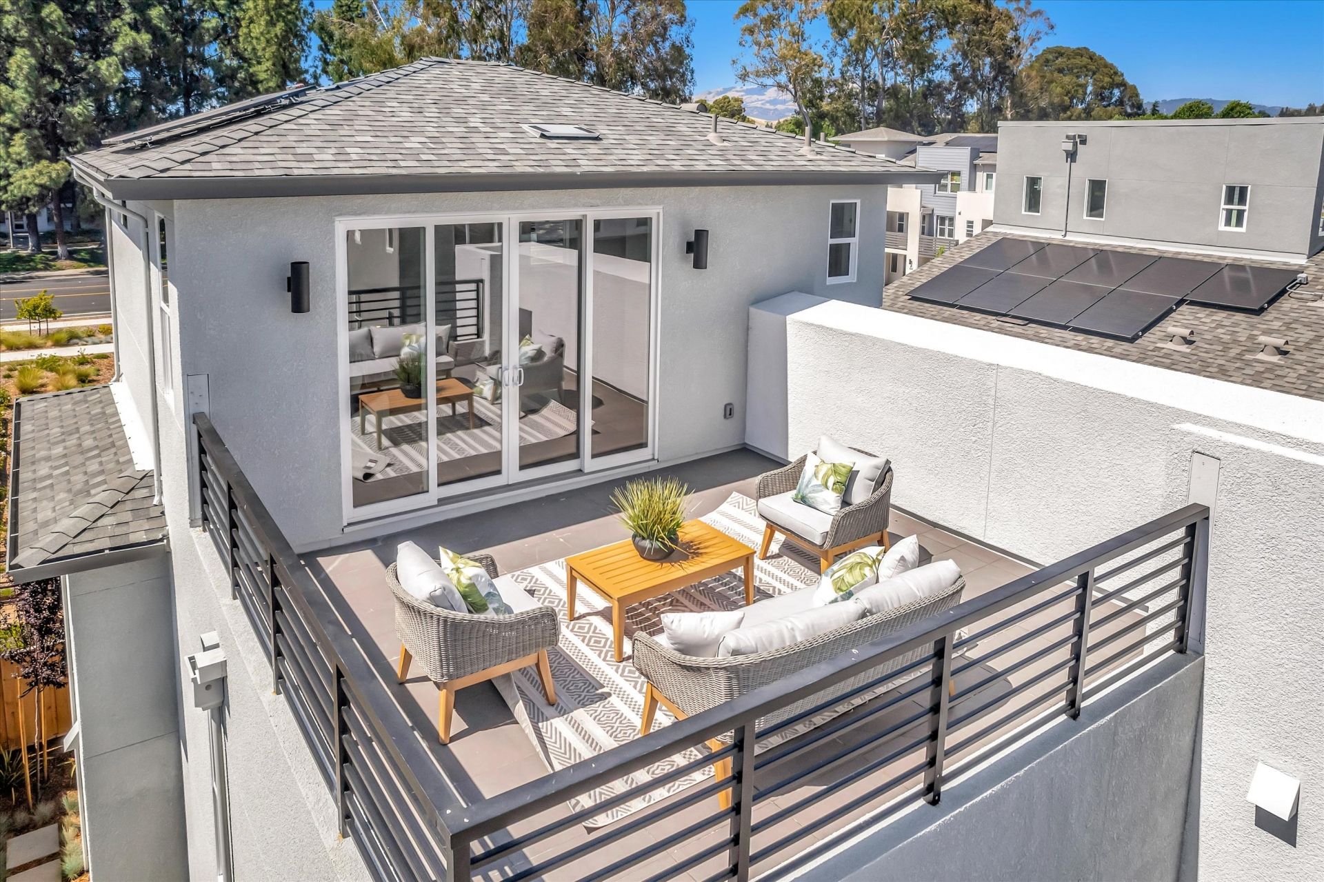 2400 Camino Ramon. San Ramon, CA 94583