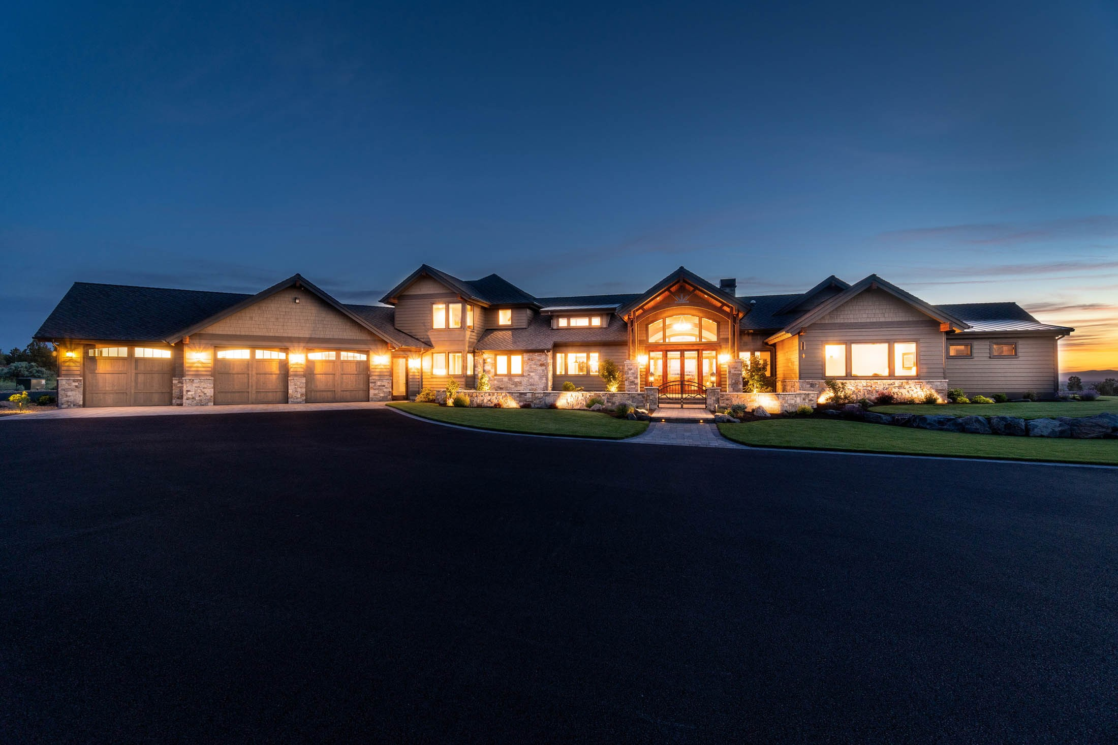 Sun Forest Construction por Sun Forest Construction en Central Oregon Oregon