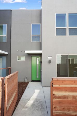 2042 Odin Walk (Bridgecross)