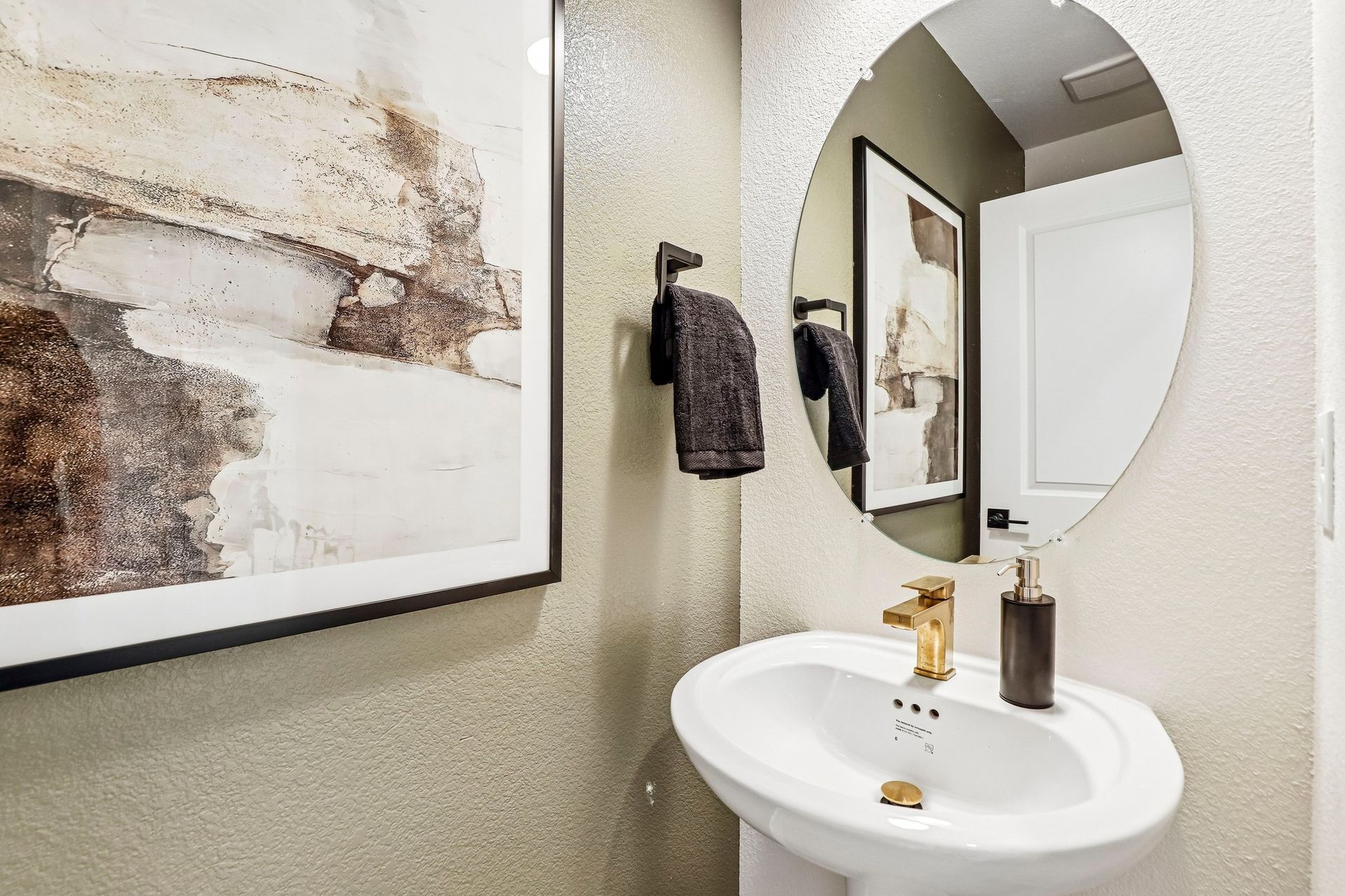 Image is of show home. See agent for colors, options and upgrades available for this specific homesite.