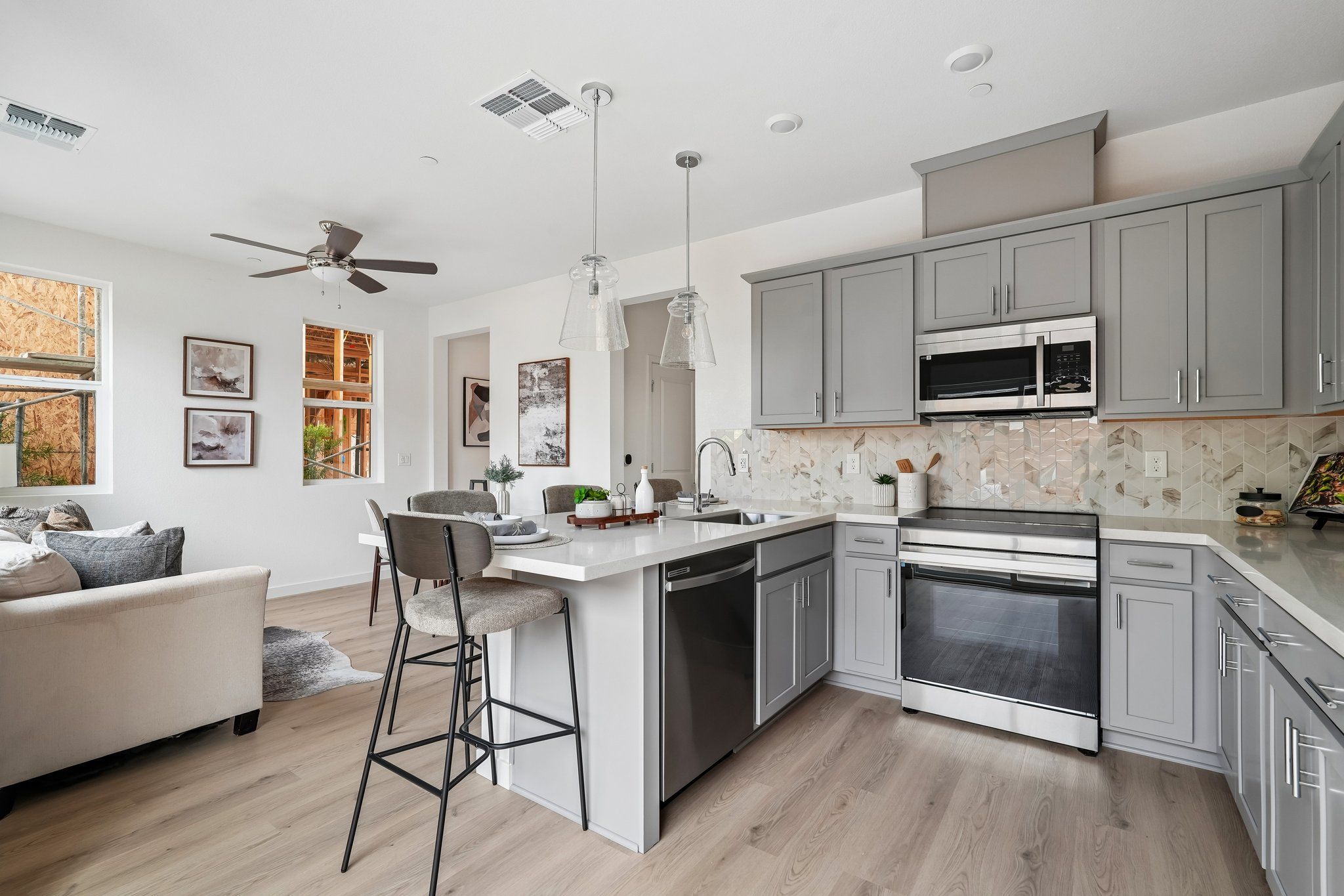 Image is of show home. See agent to confirm colors, options and upgrades for this specific homesite.