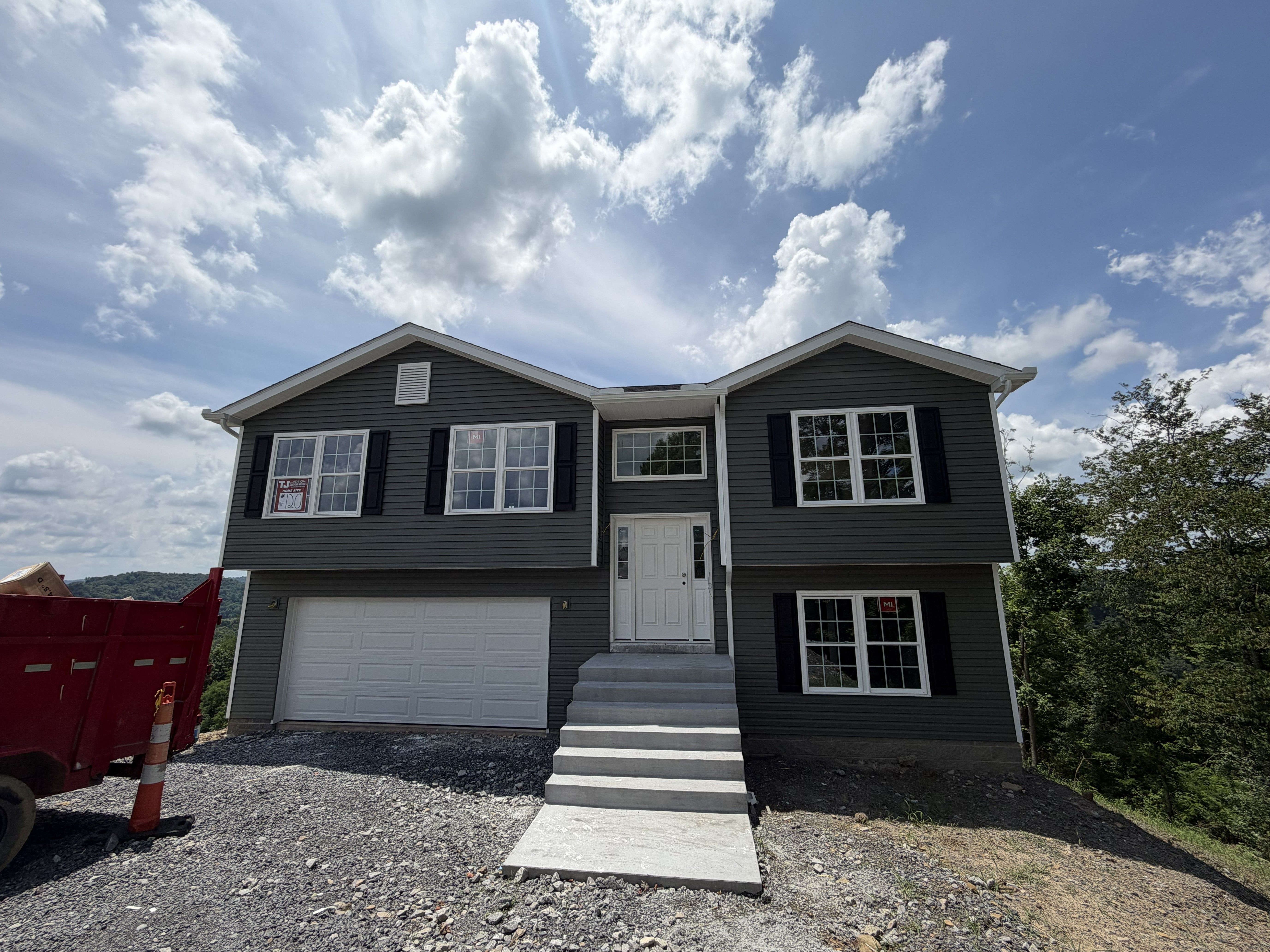 THE GRANT - HESTON FARM: Fairmont, West Virginia - TJ Custom Homes