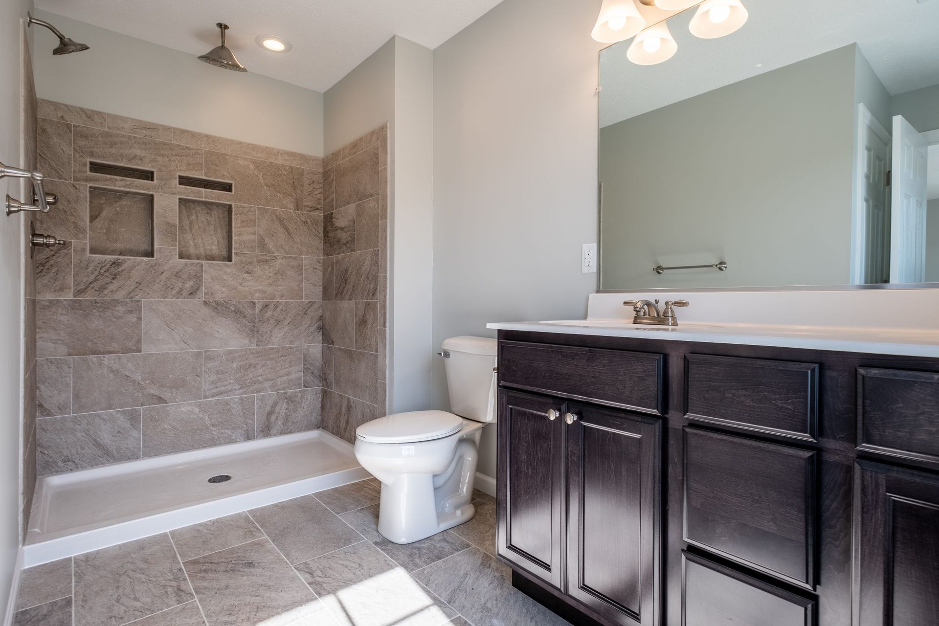 Owners Bathroom