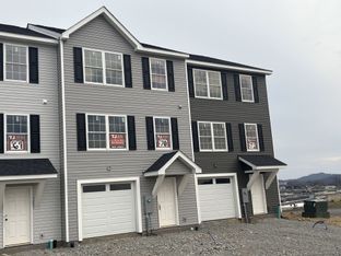 Townhome - Martin's Perch: Fairmont, West Virginia - TJ Custom Homes