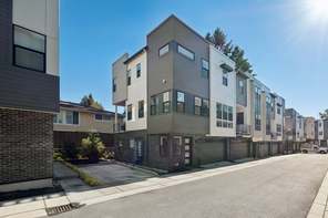 18814 99th Ct Ne Unit A (Plan 3)
