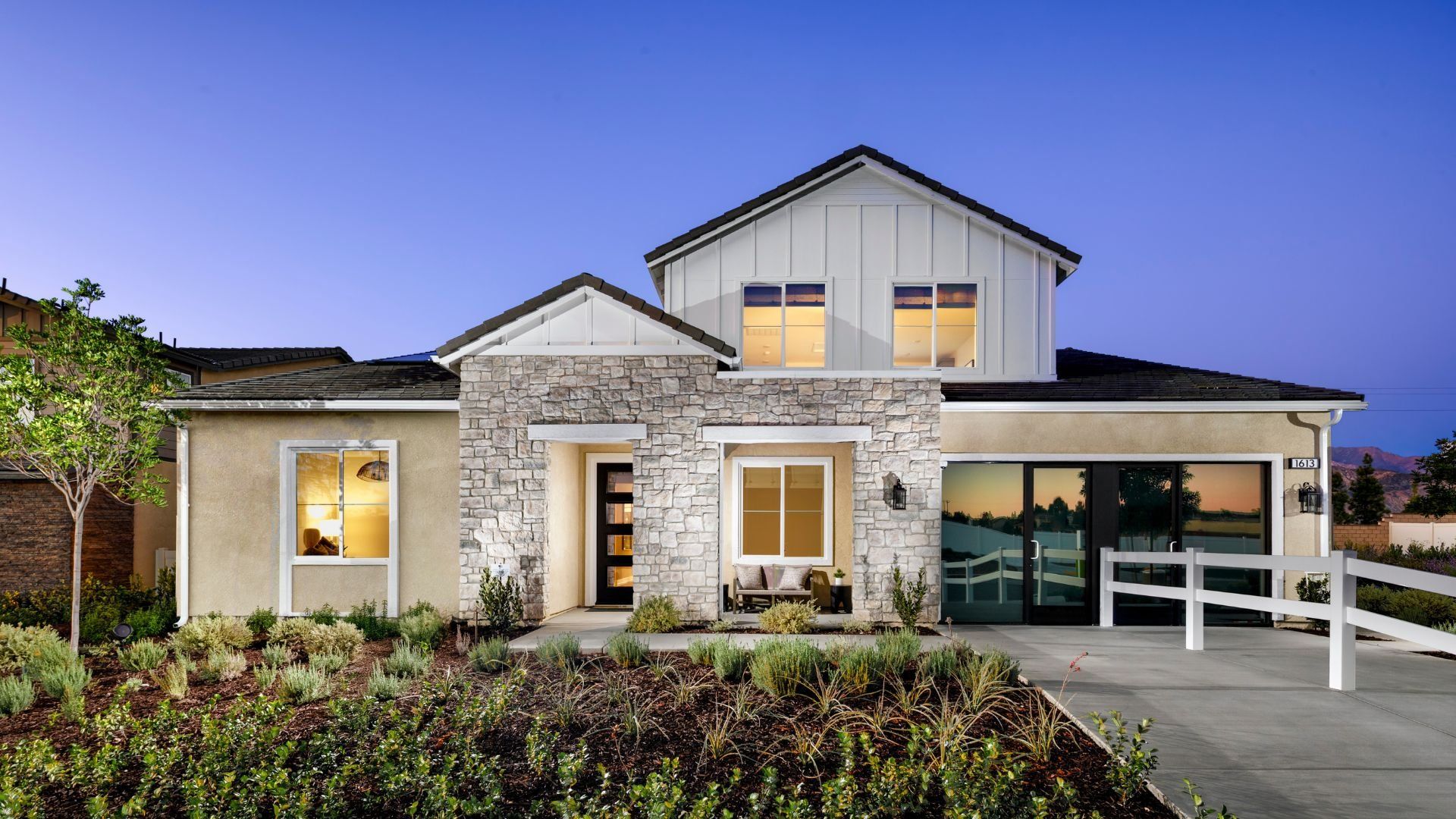 Meadowlark por Tri Pointe Homes en Riverside-San Bernardino California