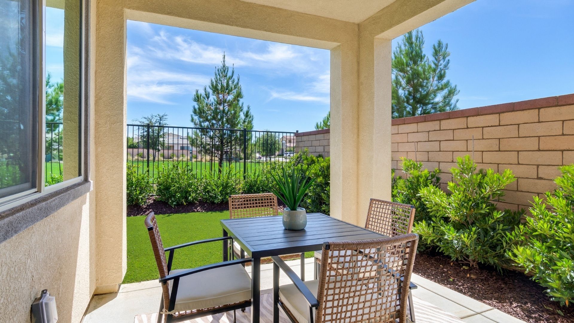 Covered Outdoor Living