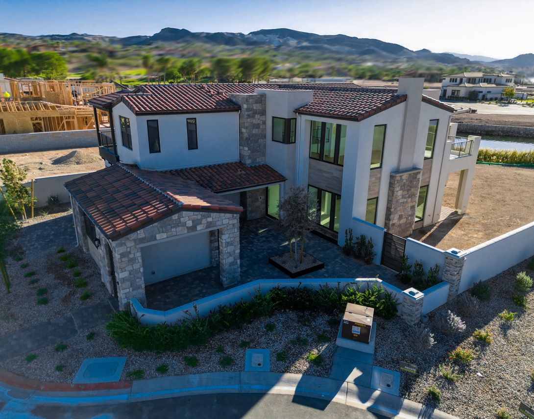 65 Bellissima Lago Court (Residence 4)