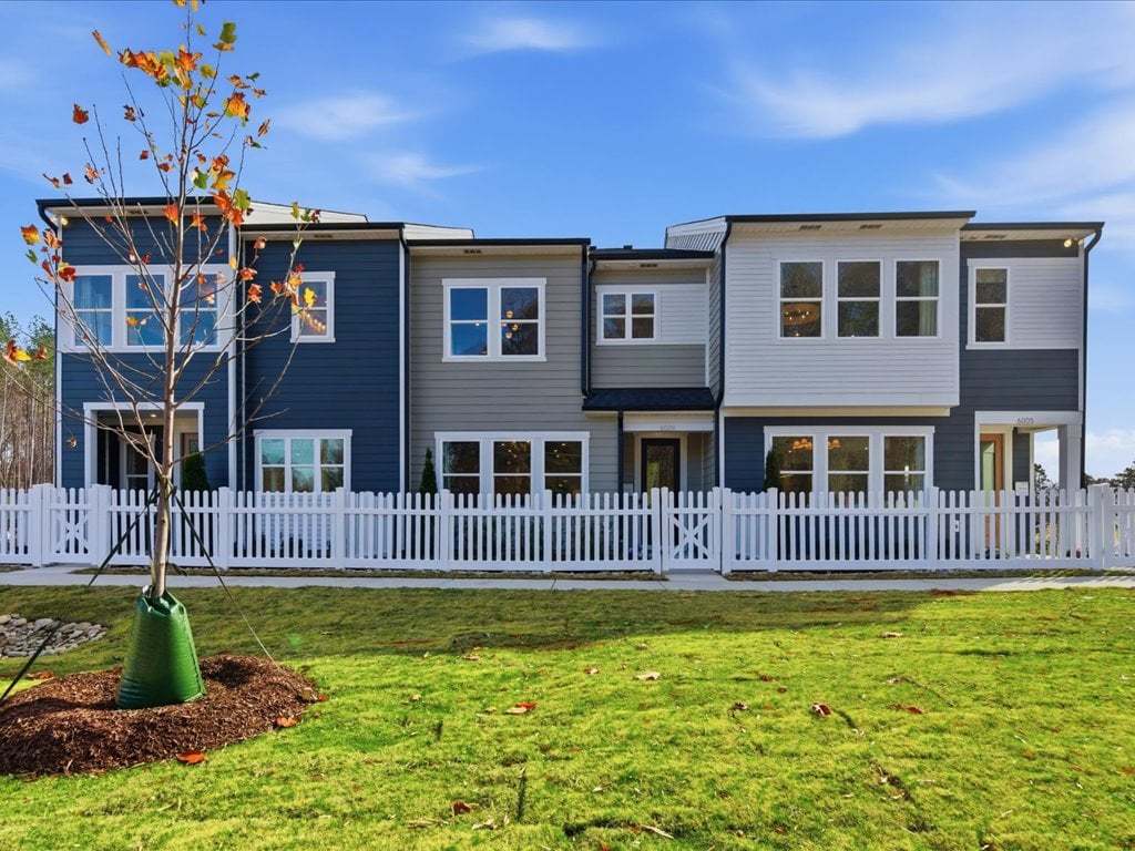 casa en Ellis Townes por Tri Pointe Homes