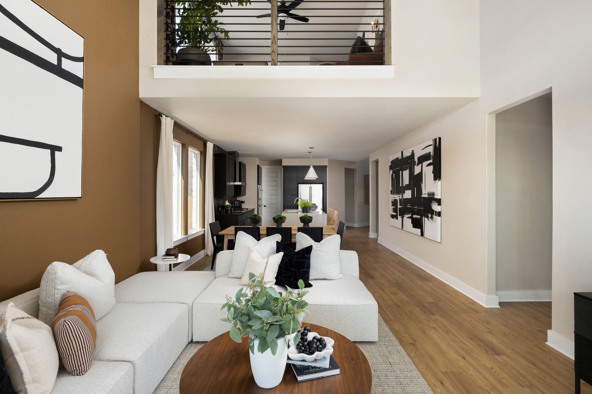 282 Bloomington Loop