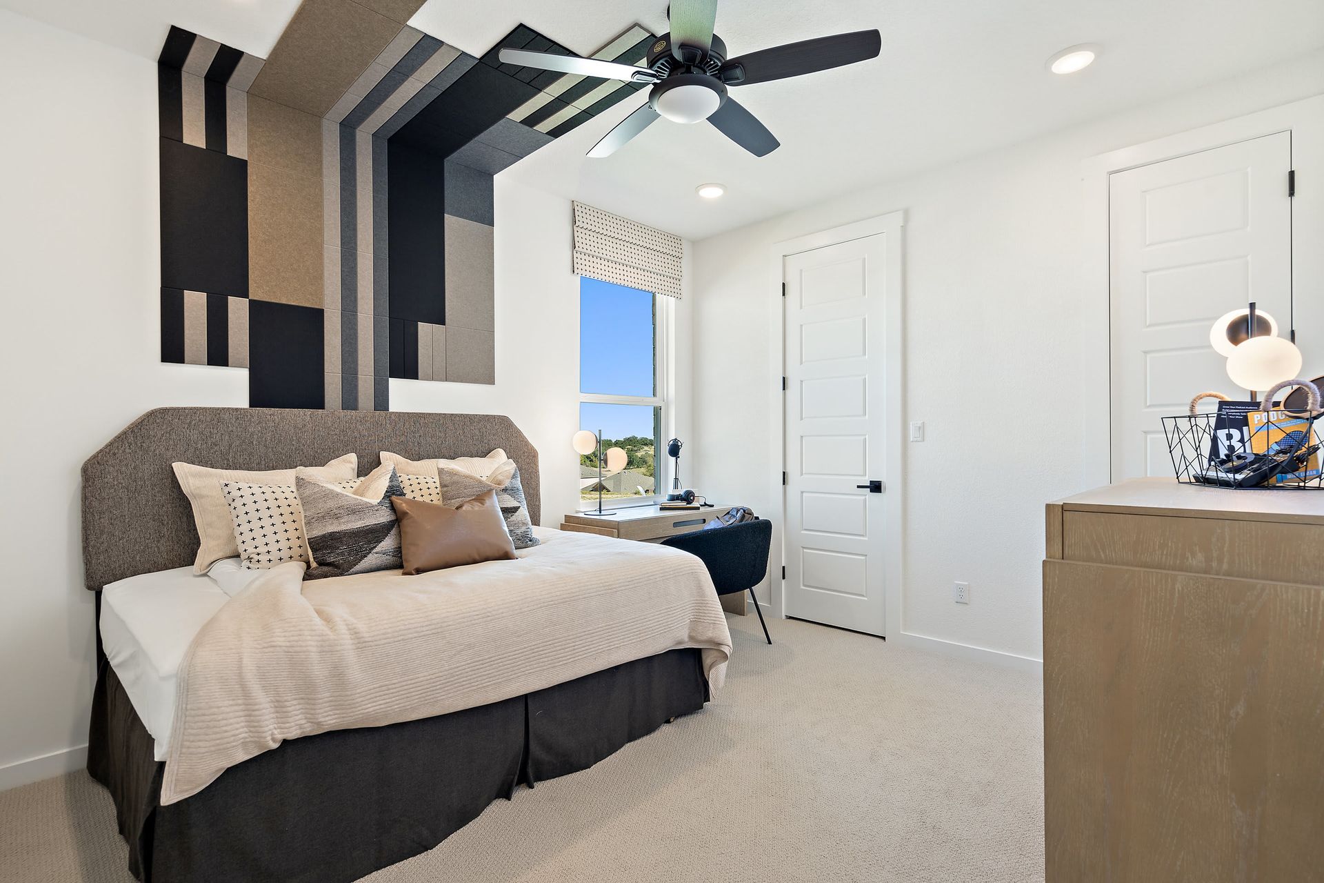 560 Texas Sky Drive