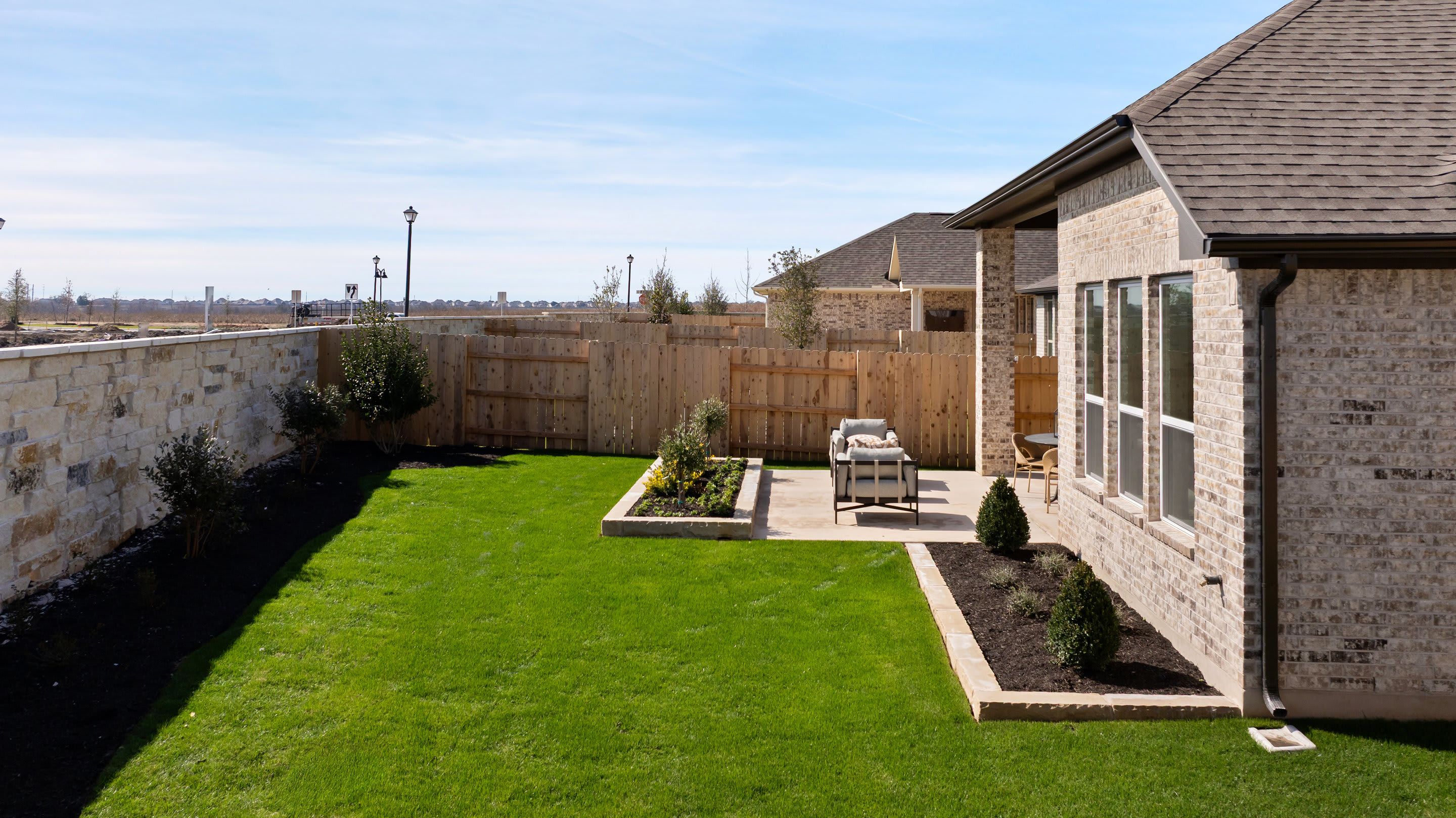 282 Bloomington Loop
