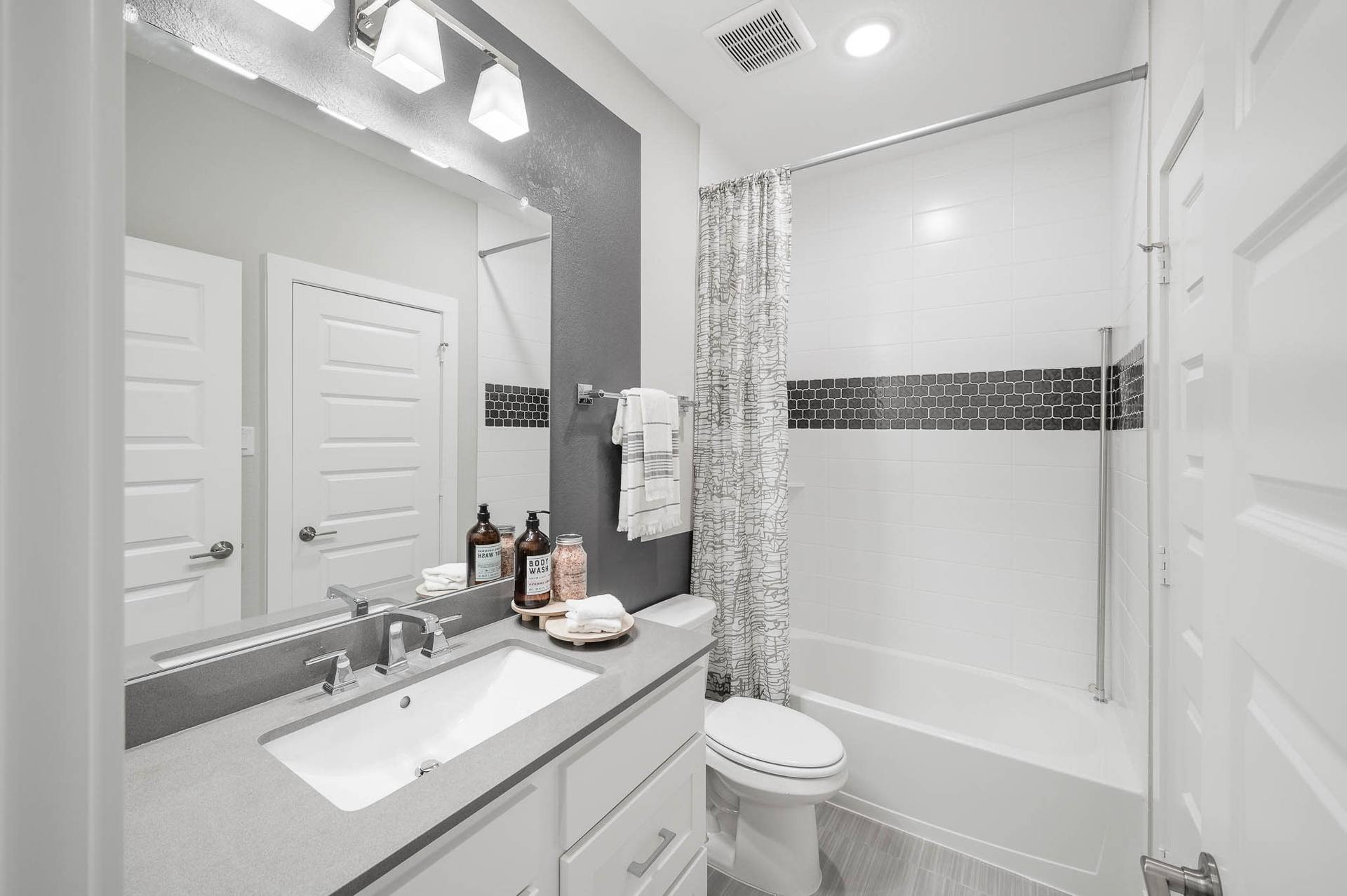 5711 Watercrest Oak Drive