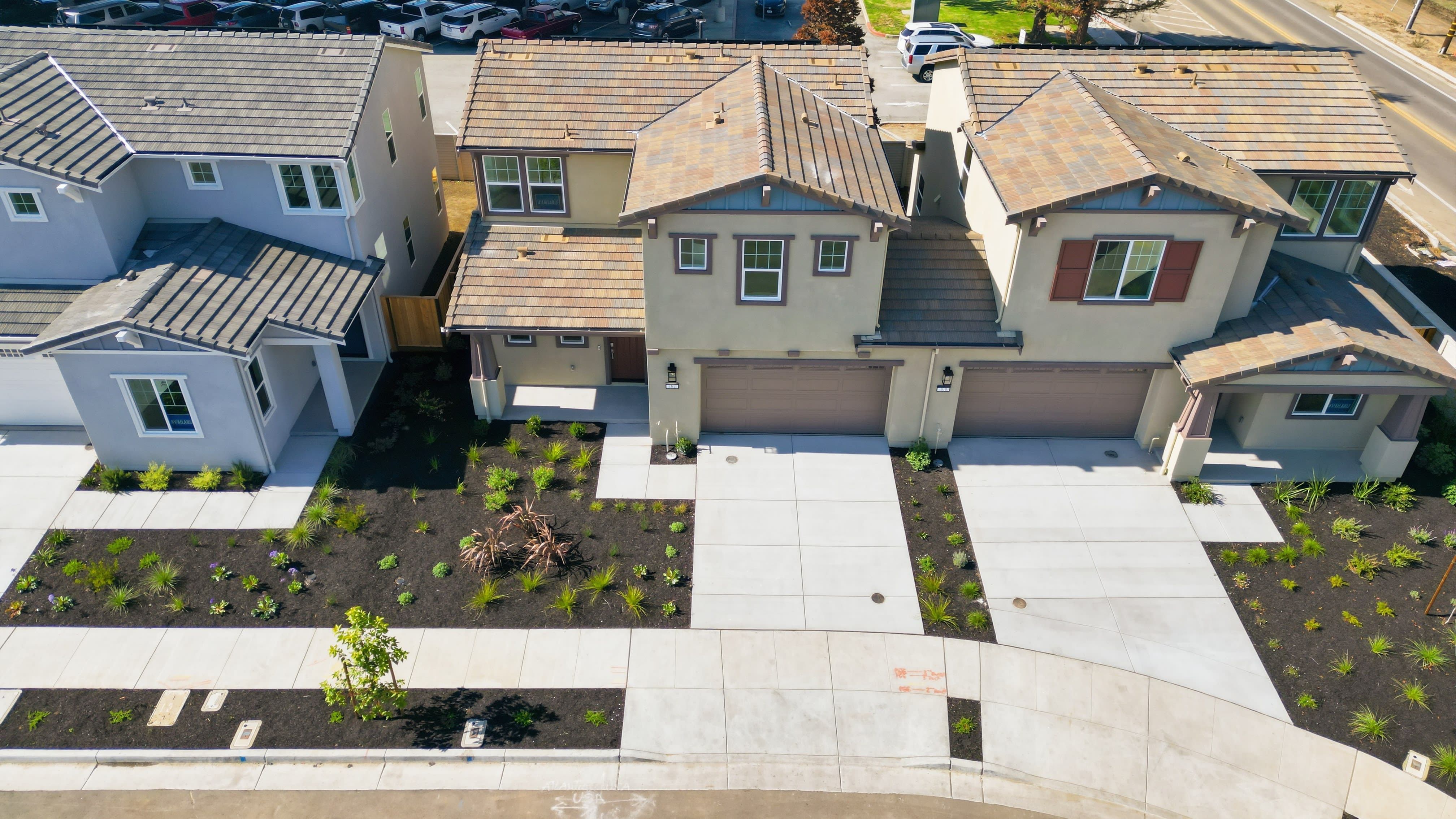 350 Dogwood Court. Hollister, CA 95023