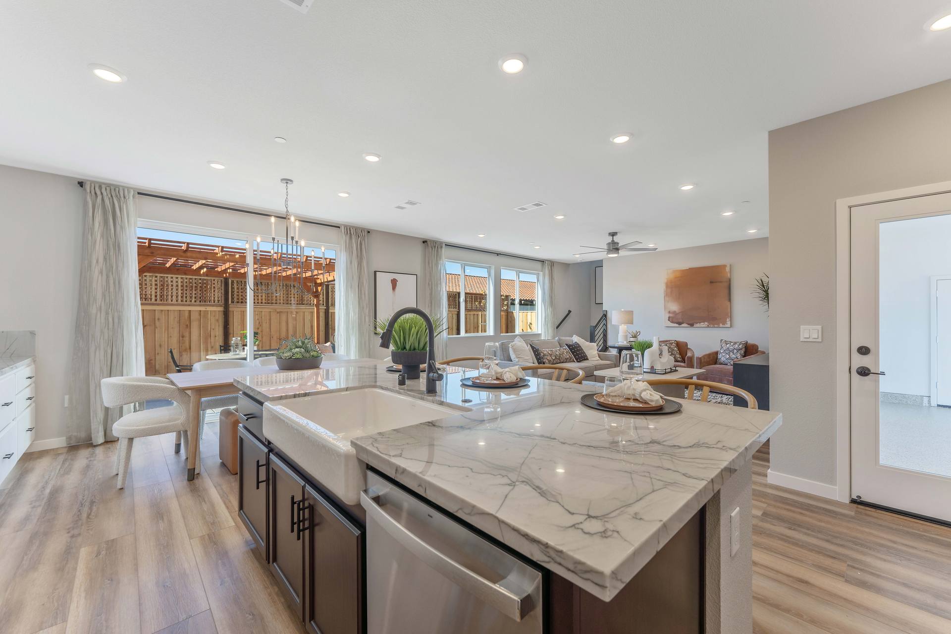 180 Toyon Drive