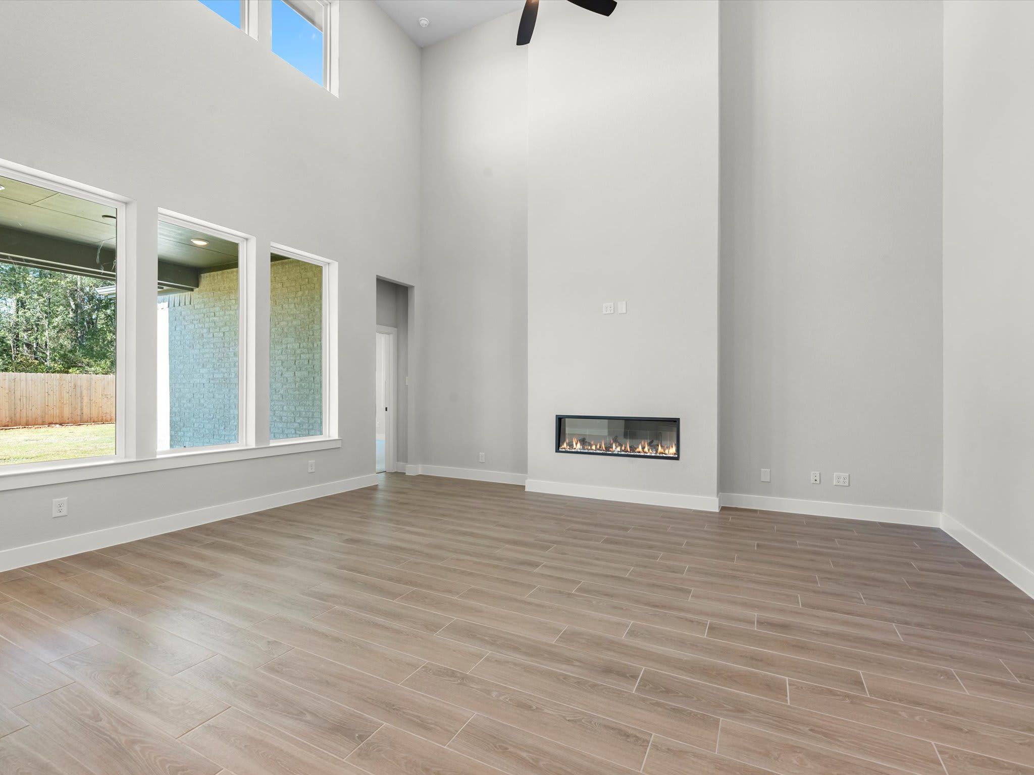 7066 North Lake Clopton Drive