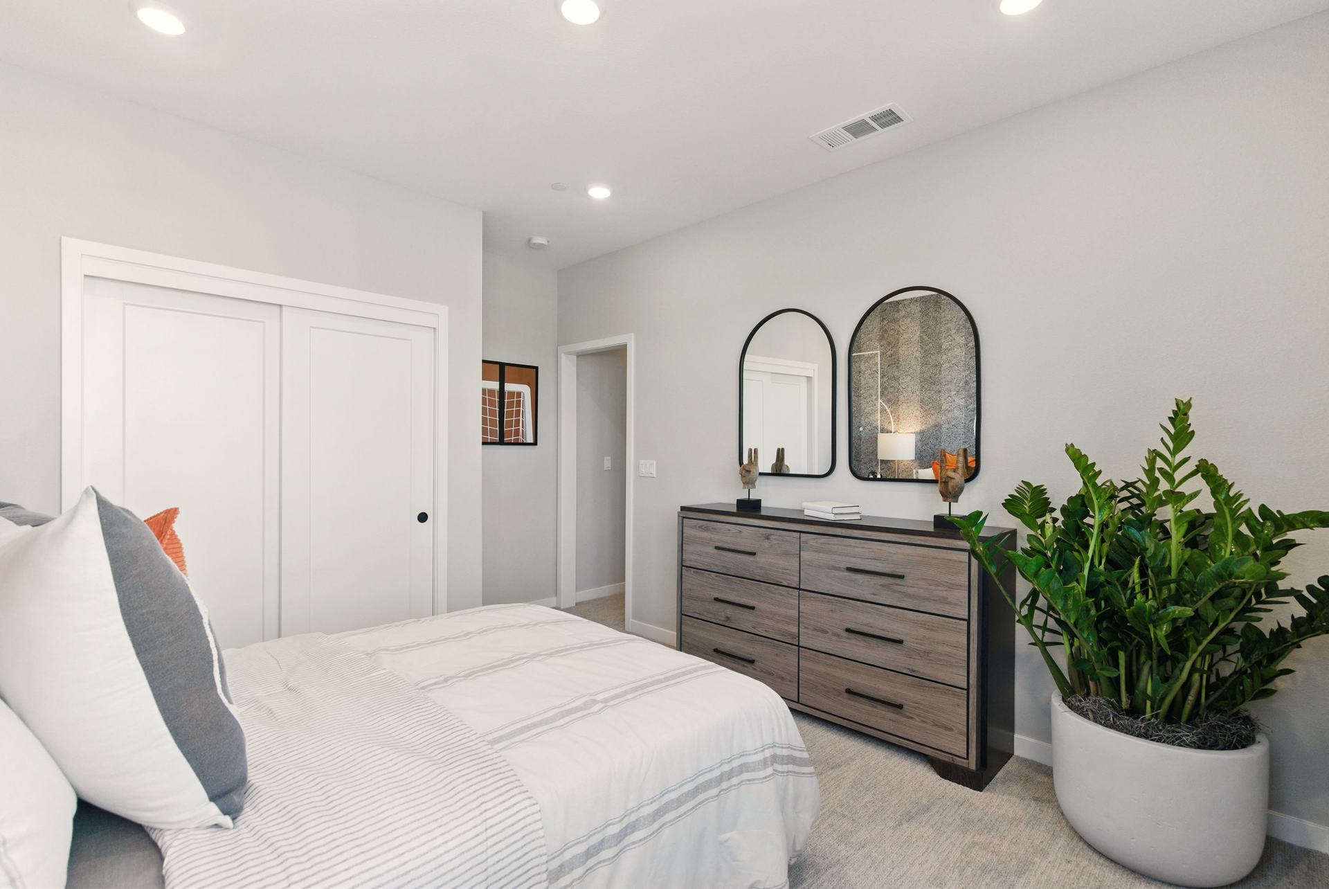 180 Toyon Drive