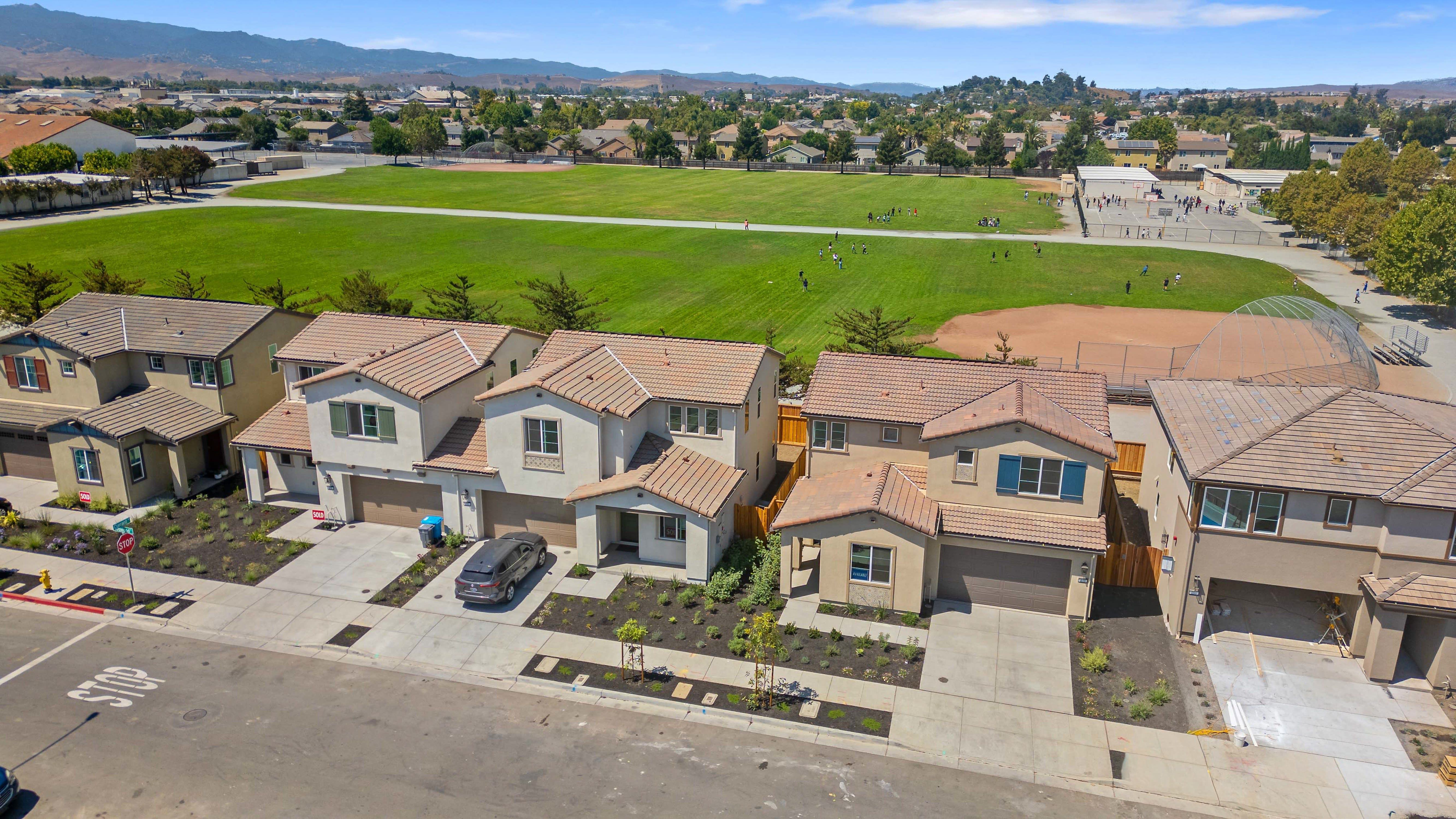 350 Dogwood Court. Hollister, CA 95023