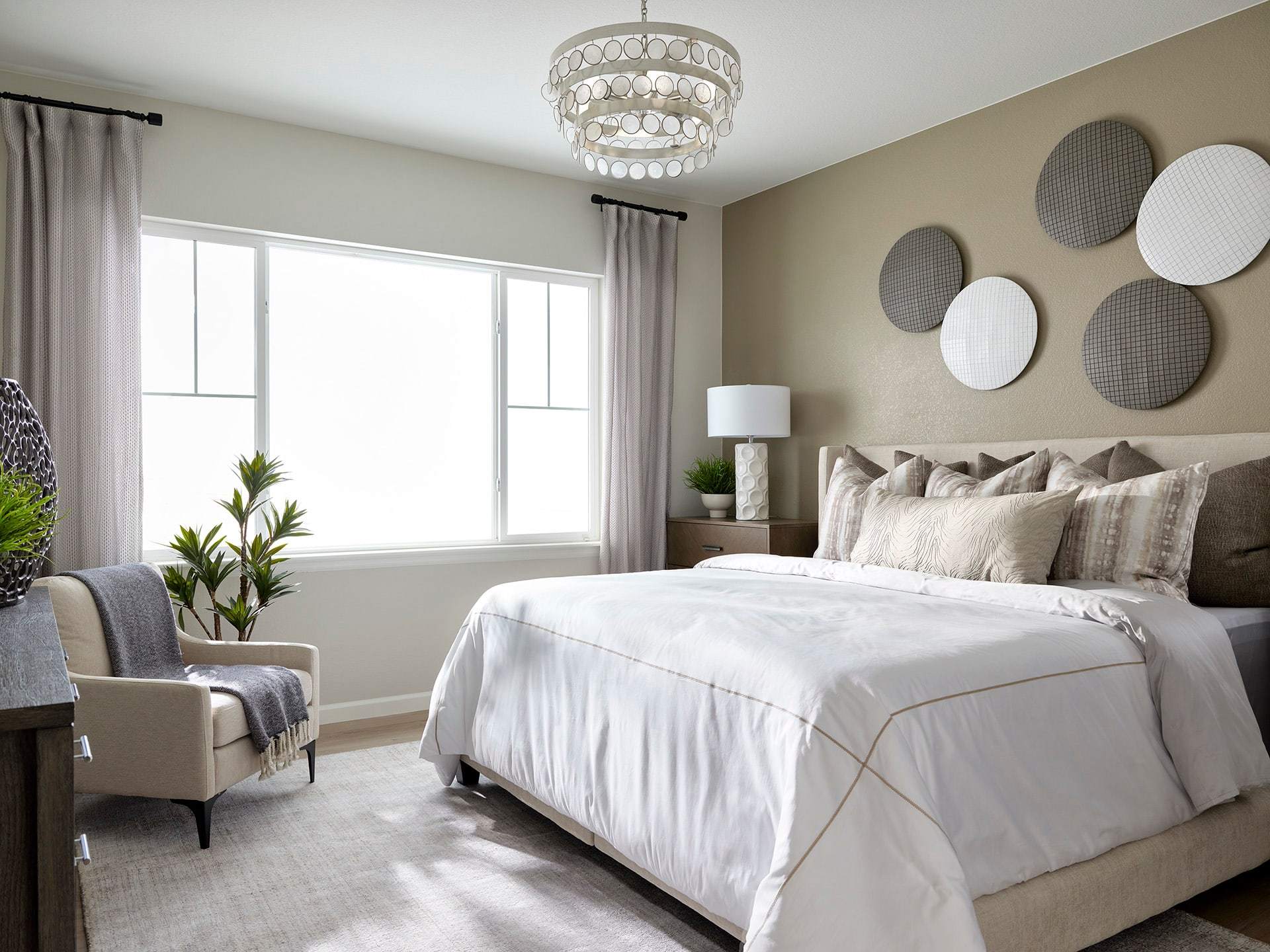 24464 E 34th Pl