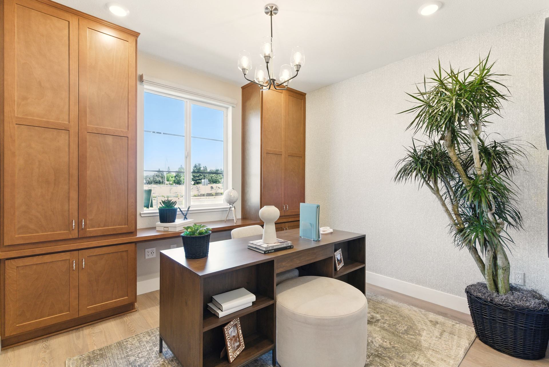 170 Toyon Drive