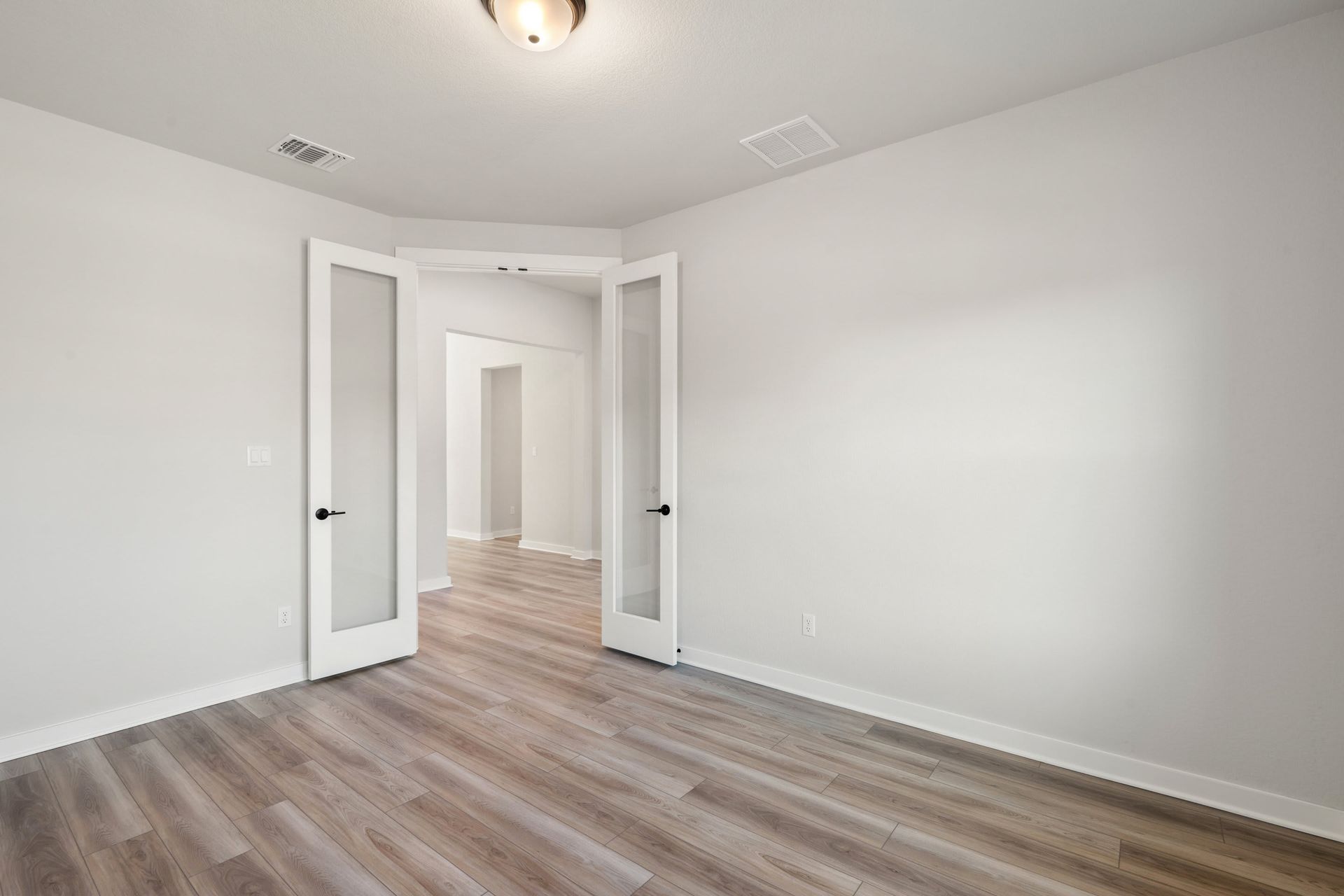 113 McDougall Pass
