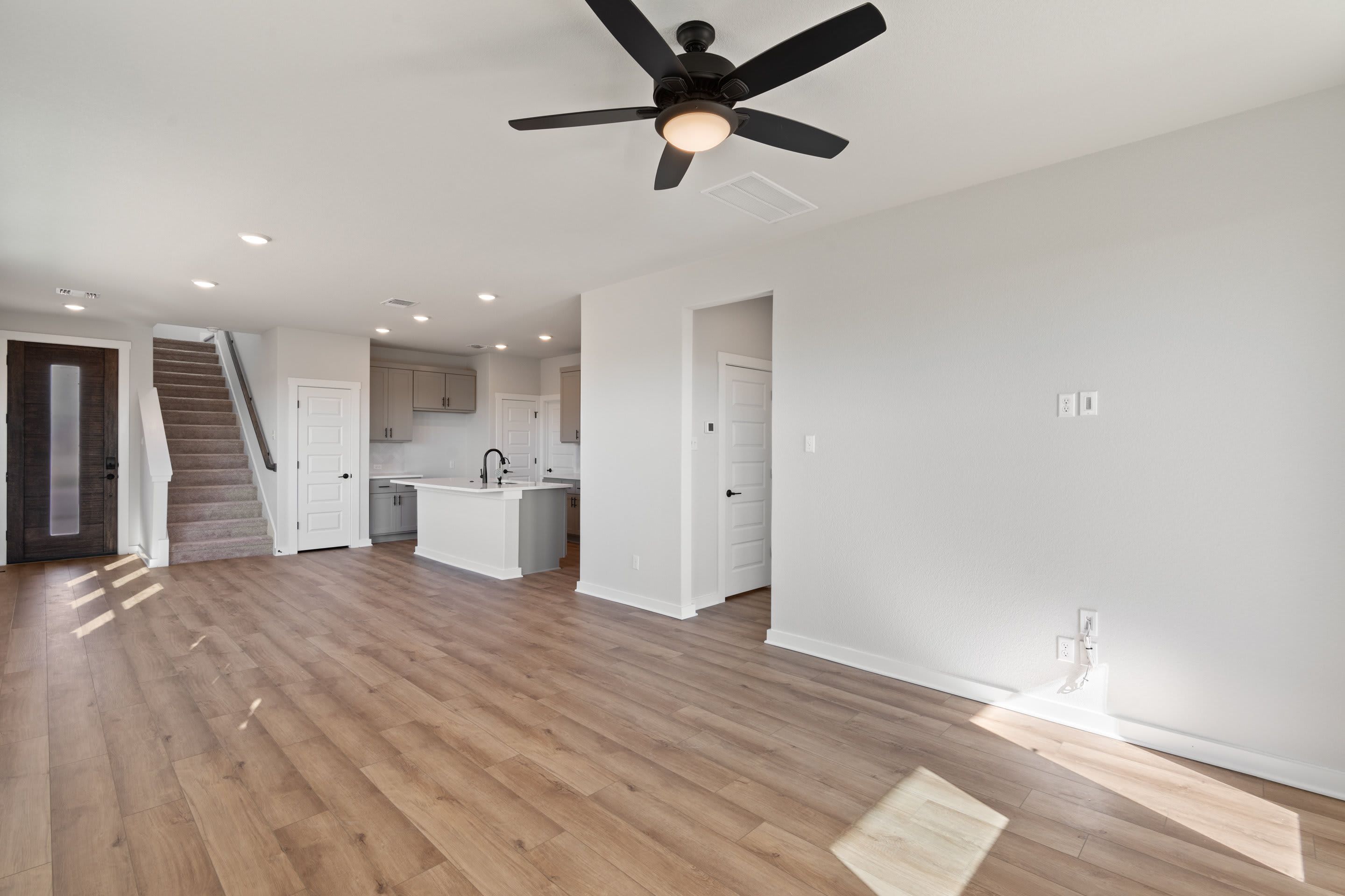 304 Emerie Way
