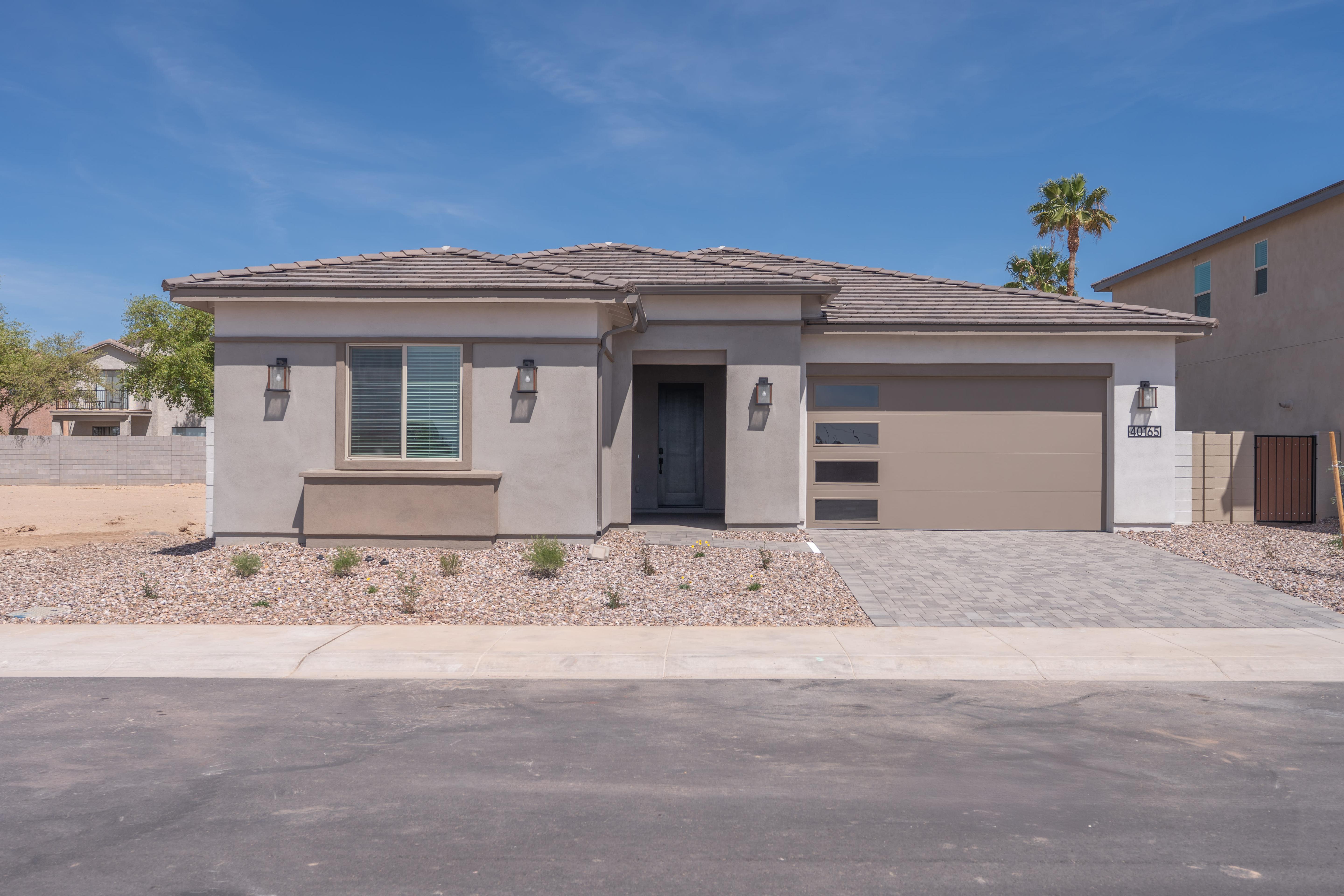40165 N ALAMEDA DR