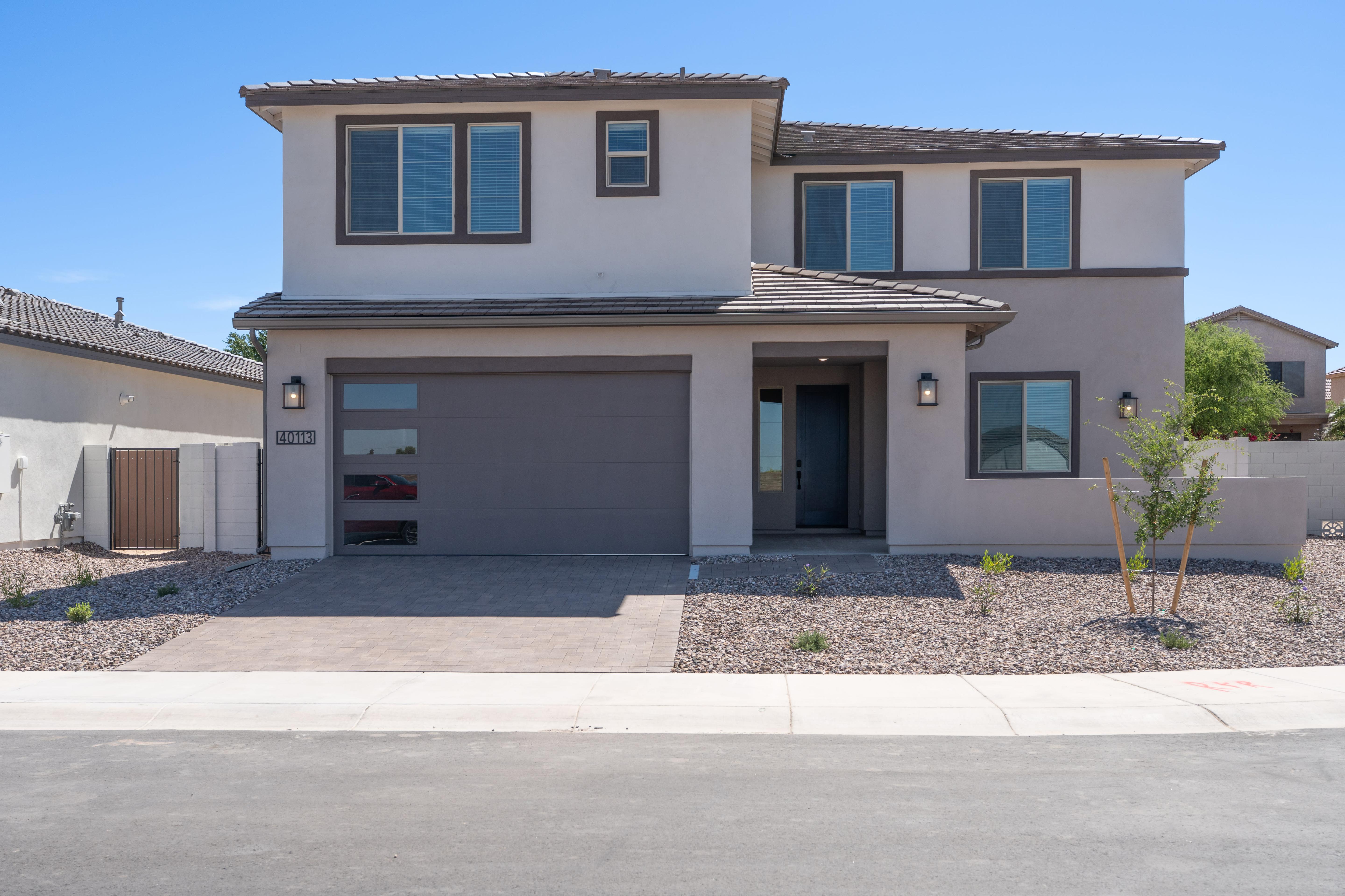 40113 N ALAMEDA DR