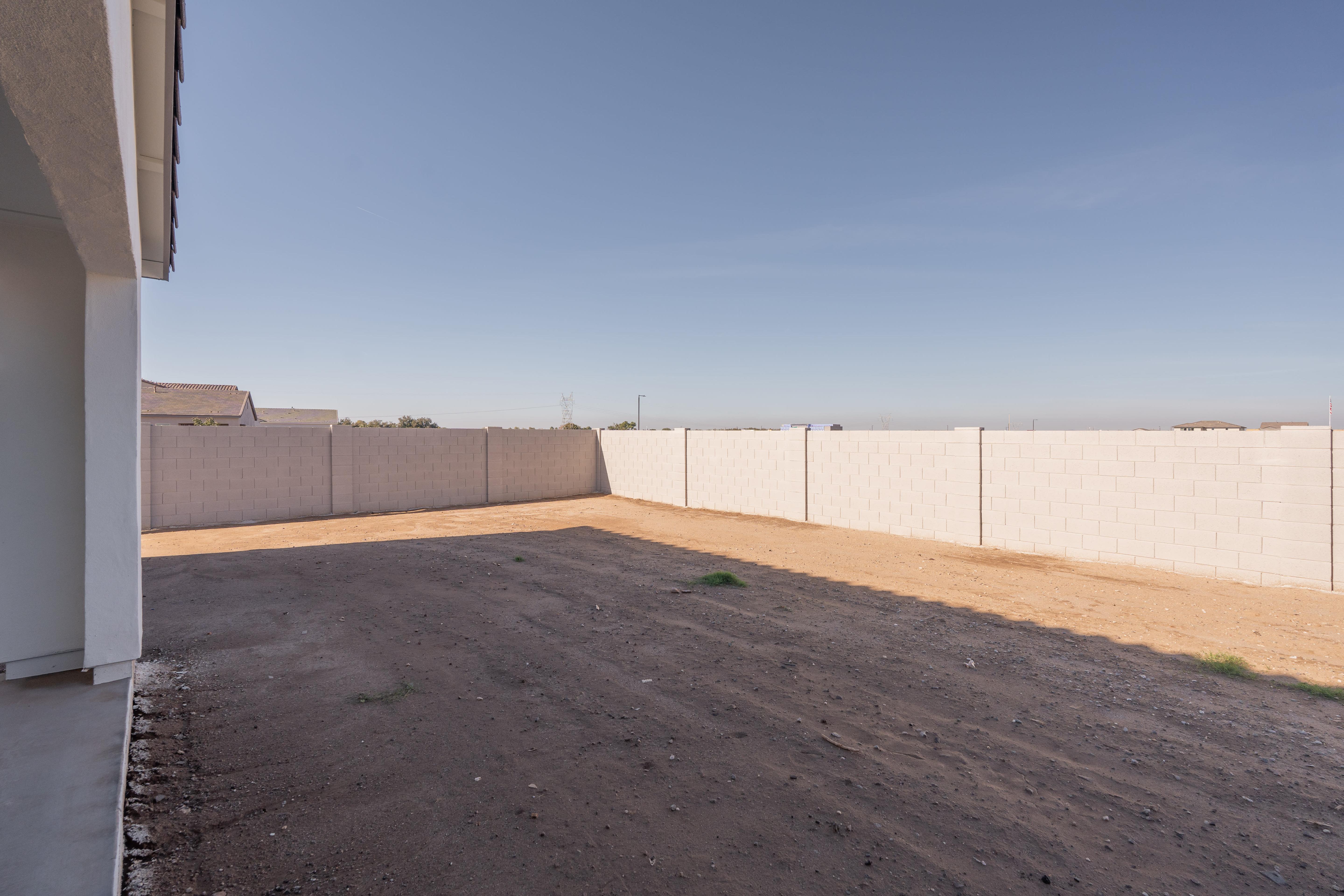356 E LA ESTELA LN