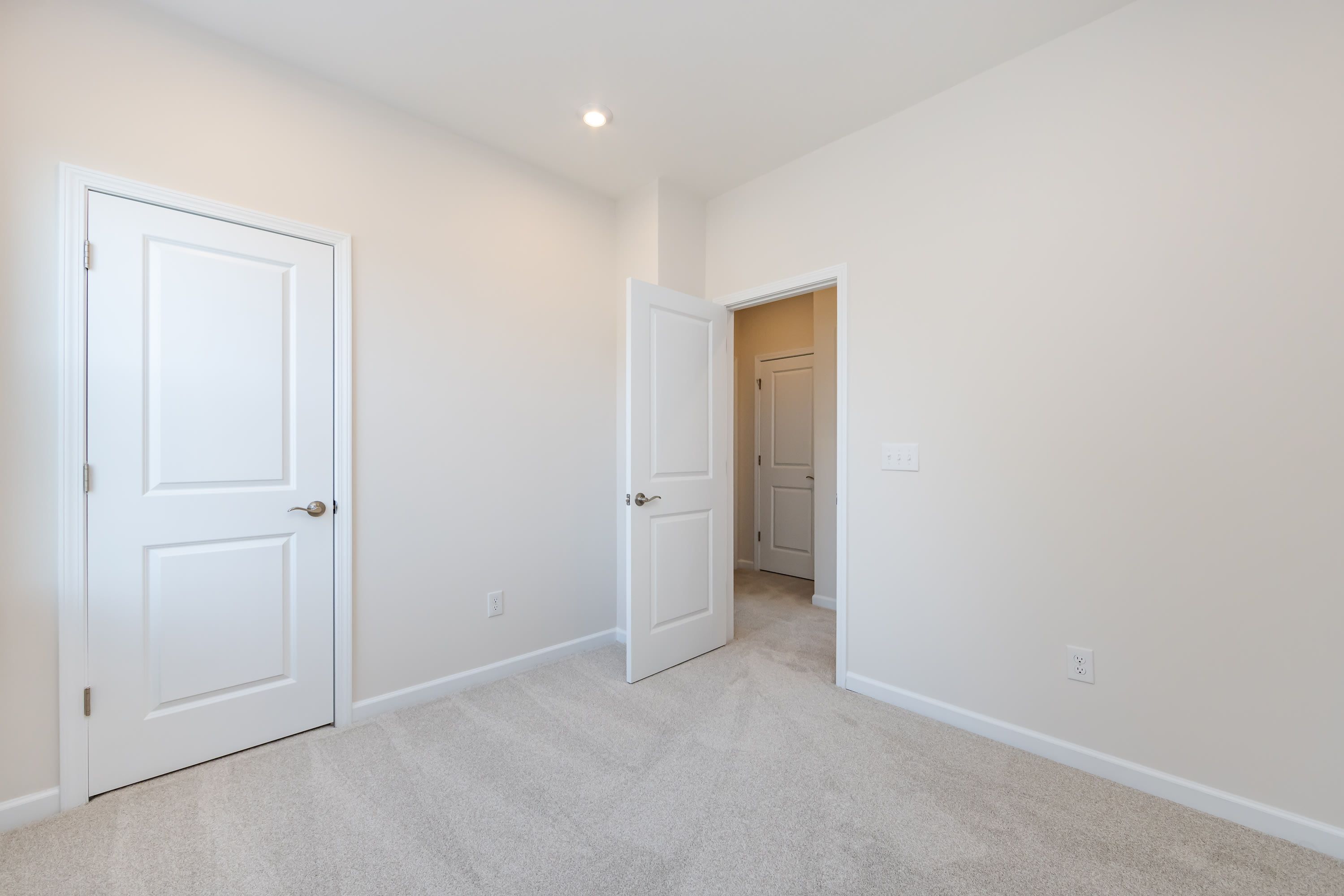3013 Circles End