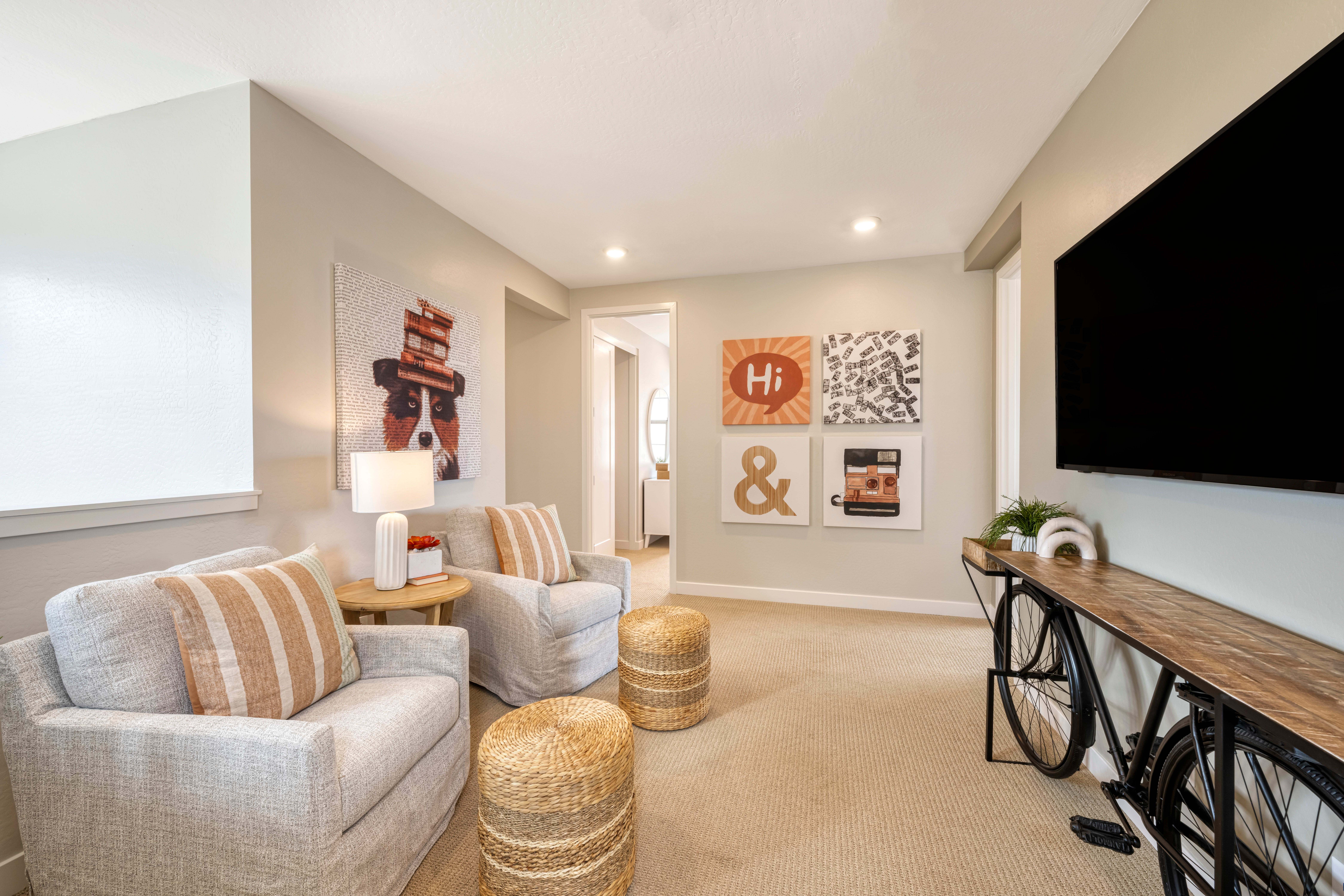1512 E Coconino Way