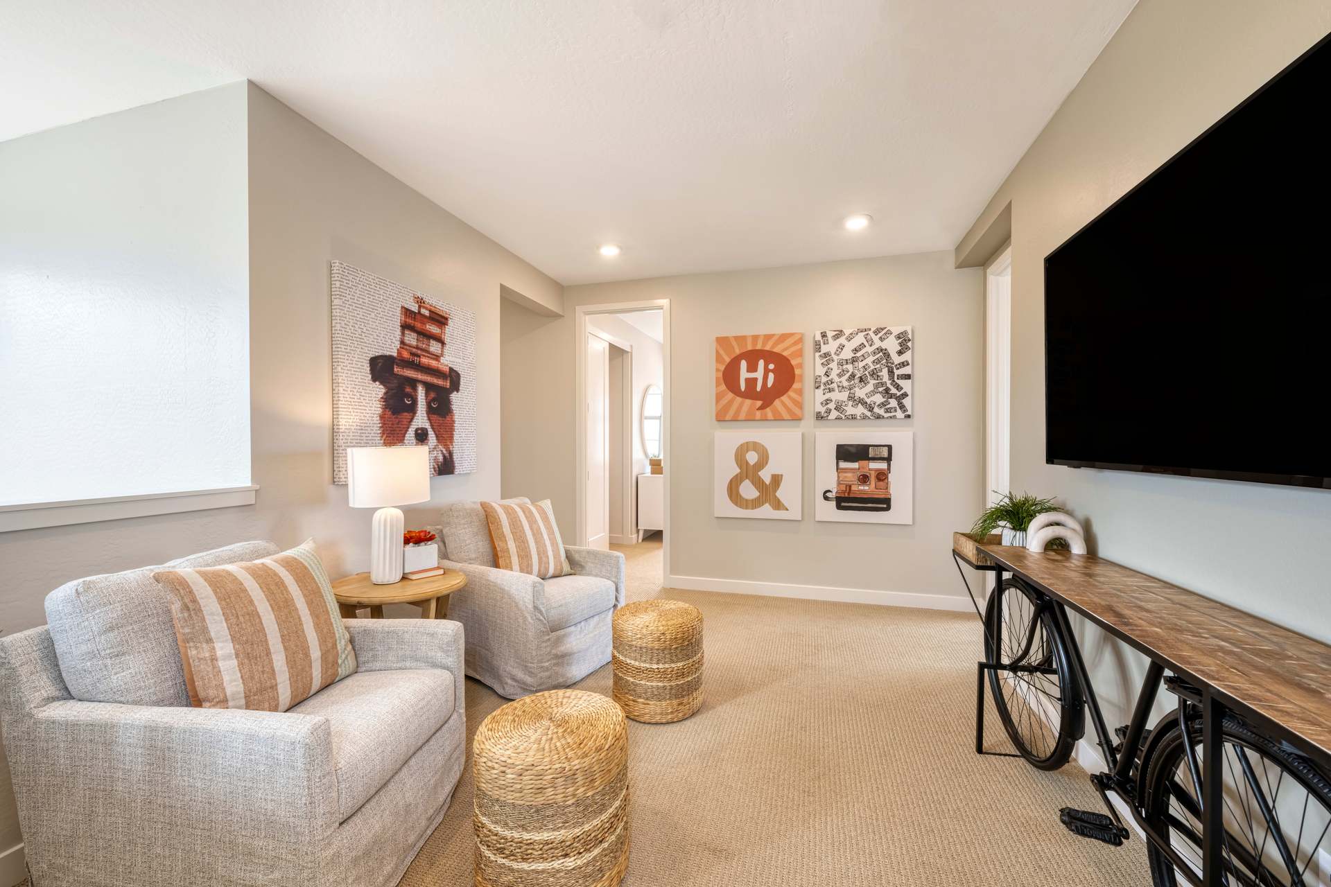 1512 E Coconino Way