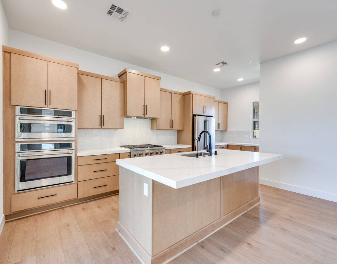 12186 PINK SUNRISE STREET