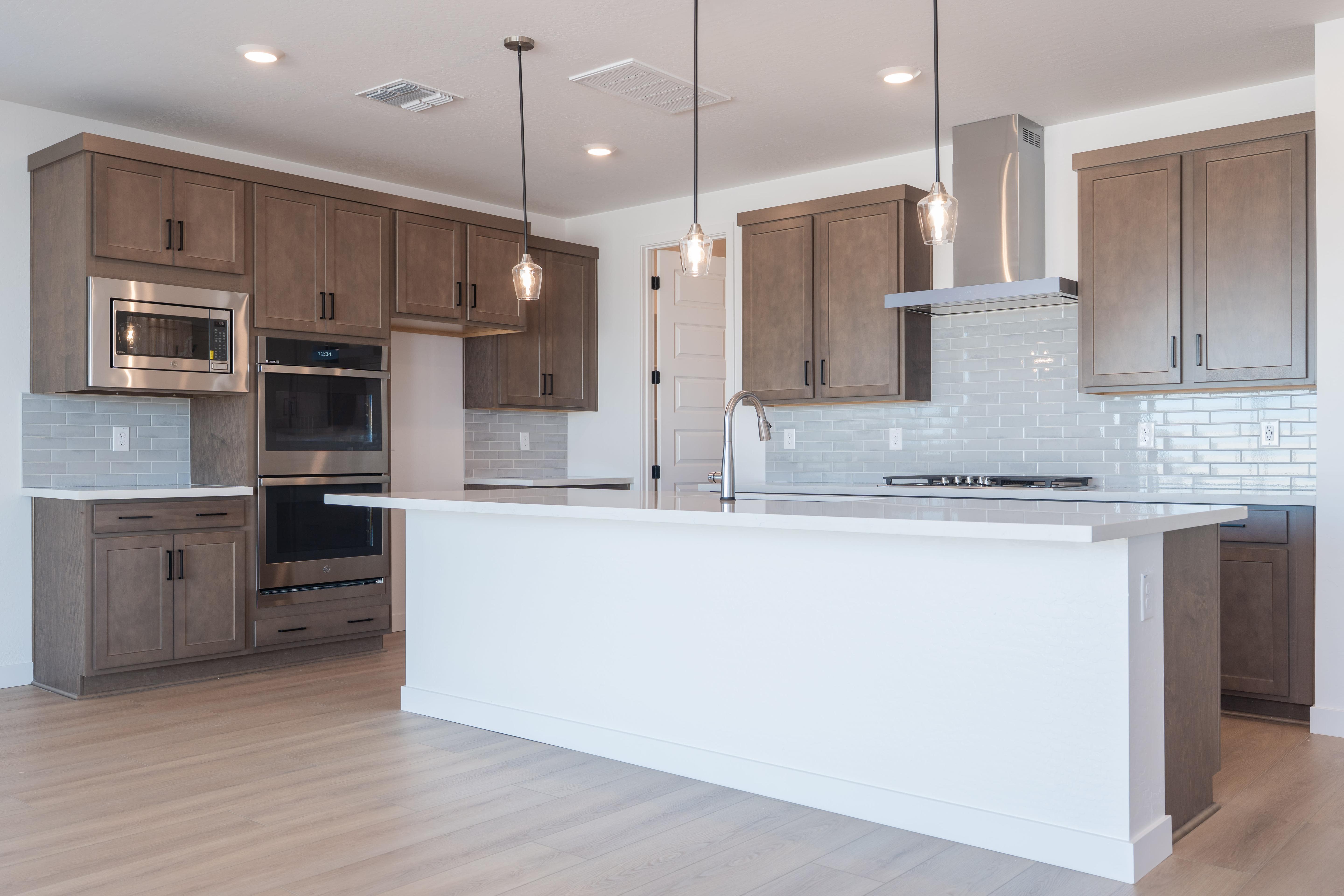 356 E LA ESTELA LN
