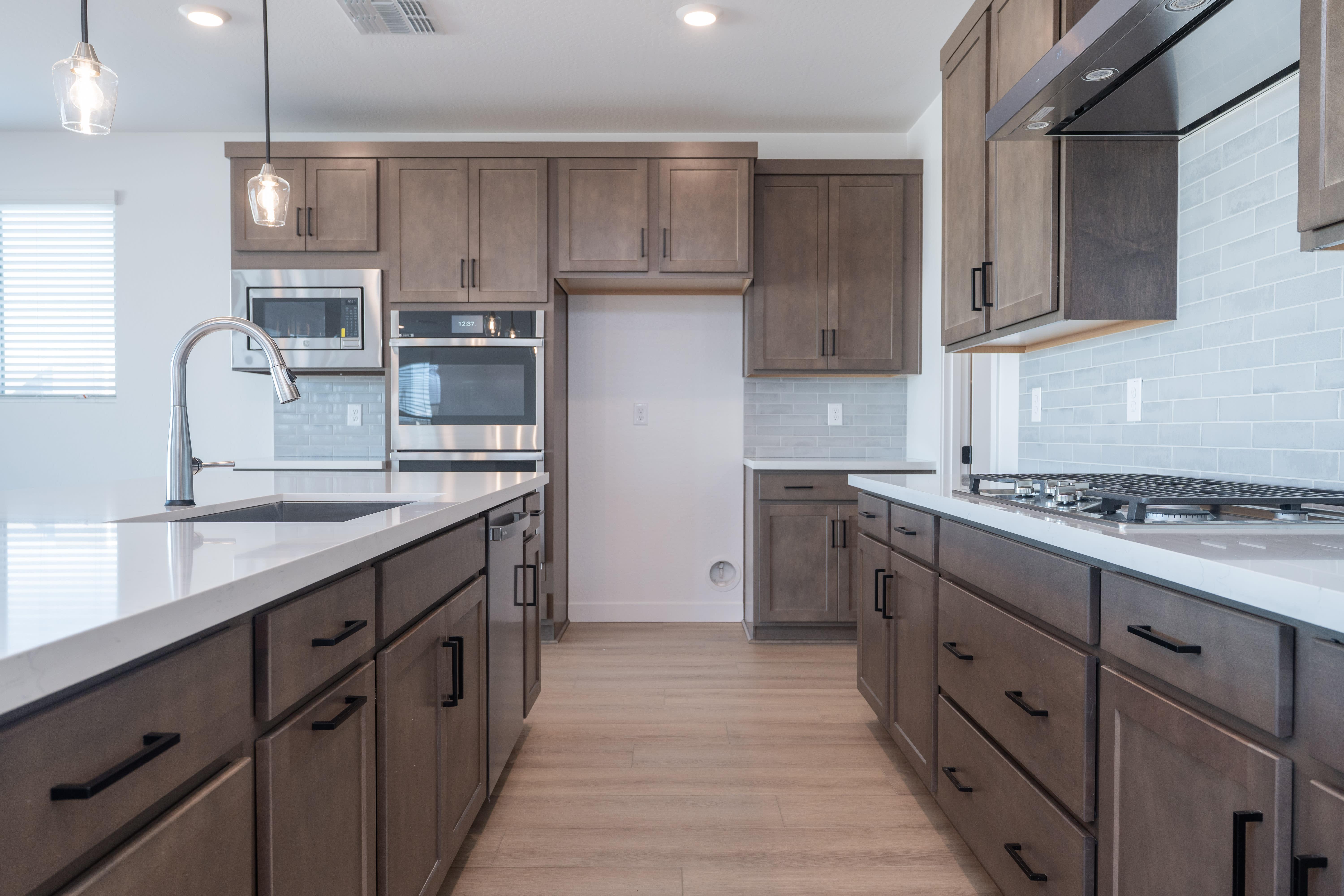 356 E LA ESTELA LN